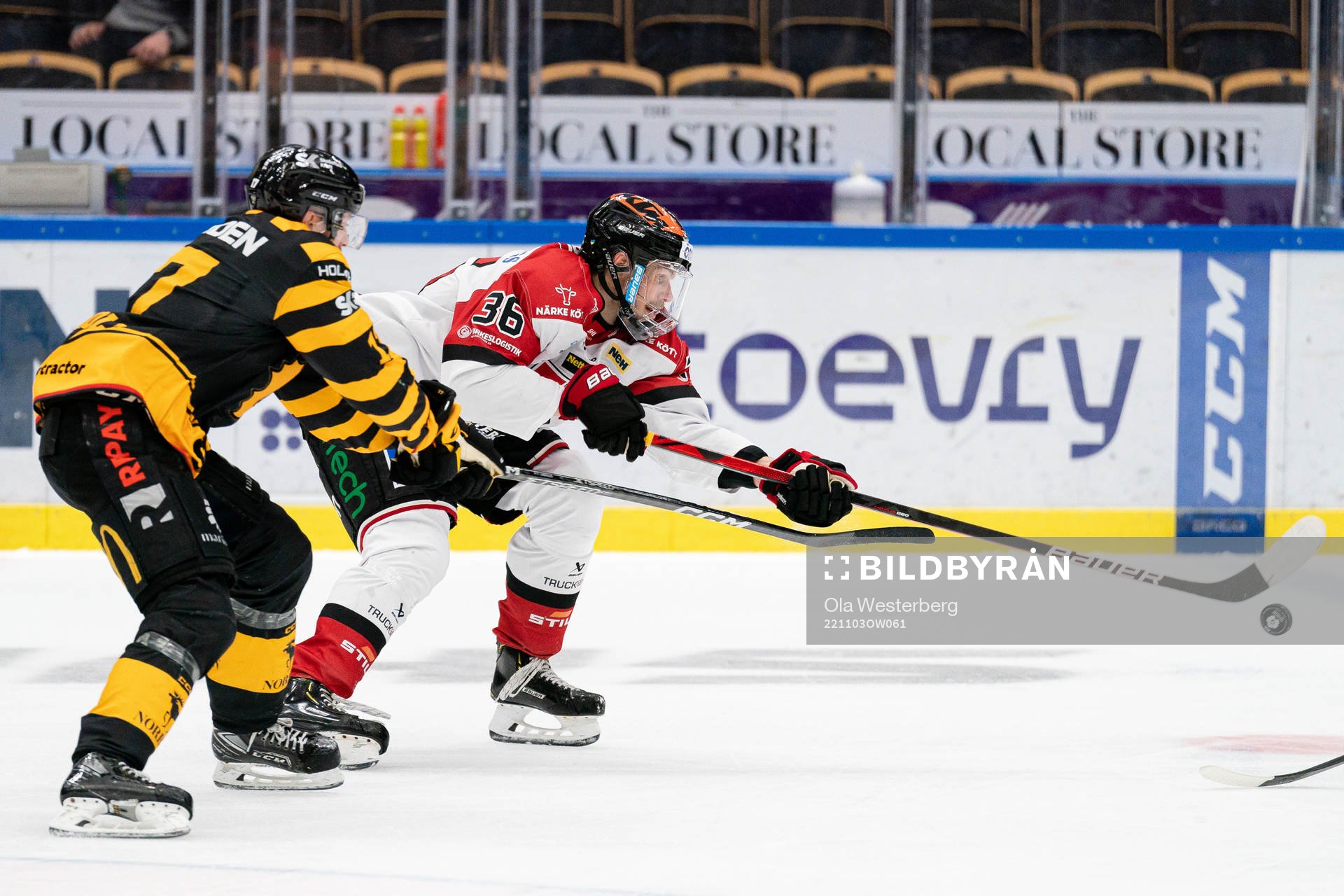 Skellefteås Pär Lindholm och Örebros Emil Larsson