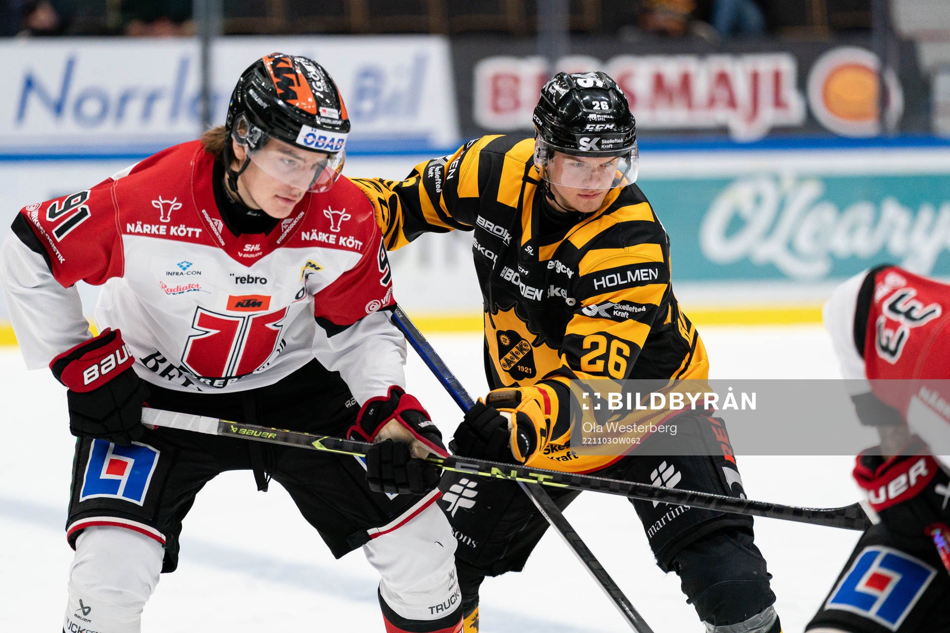 Örebros Leo Carlsson och Skellefteås Simon Robertsson