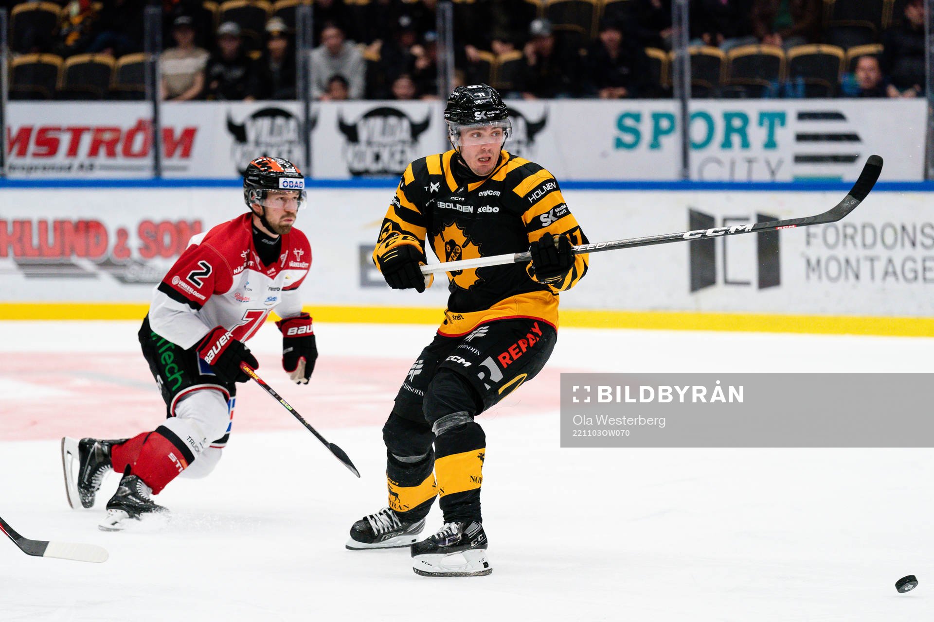 Örebros Rasmus Rissanen och Skellefteås Max Lindholm
