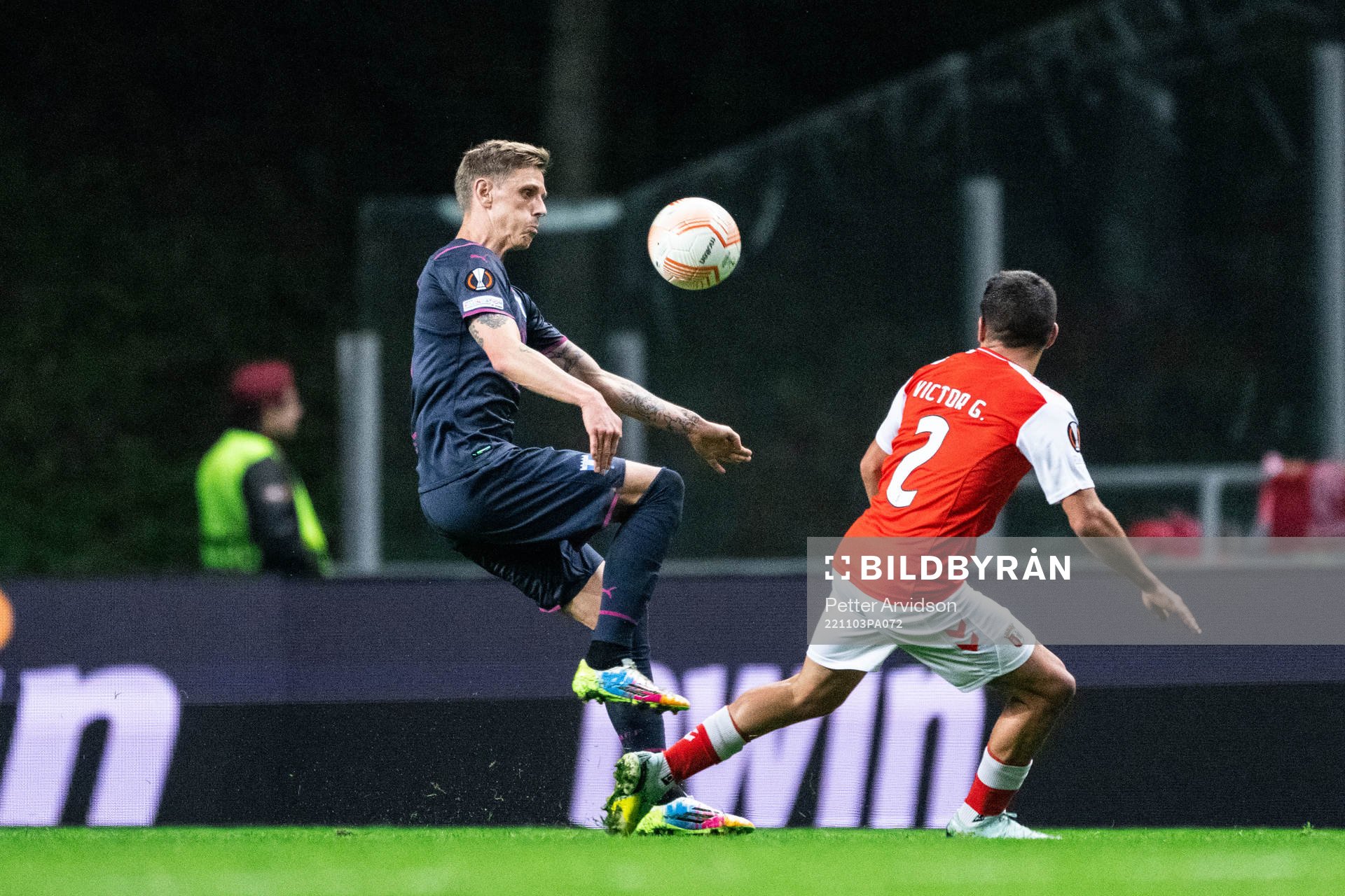 Søren Rieks of Malmö FF and Victor Gomez of Braga