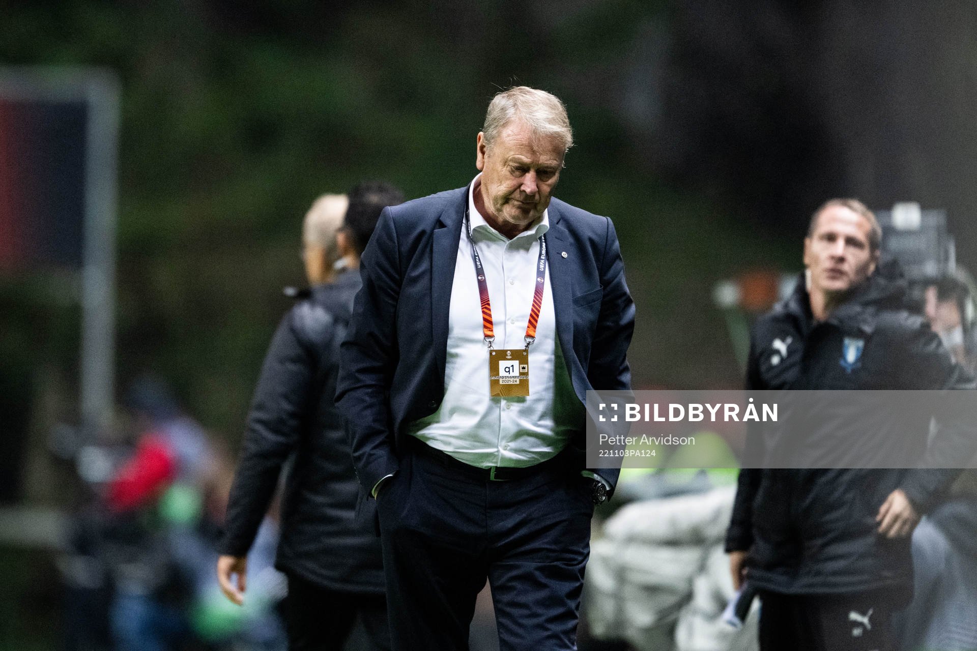 Head coach Åge Hareide of Malmö FF looks dejected