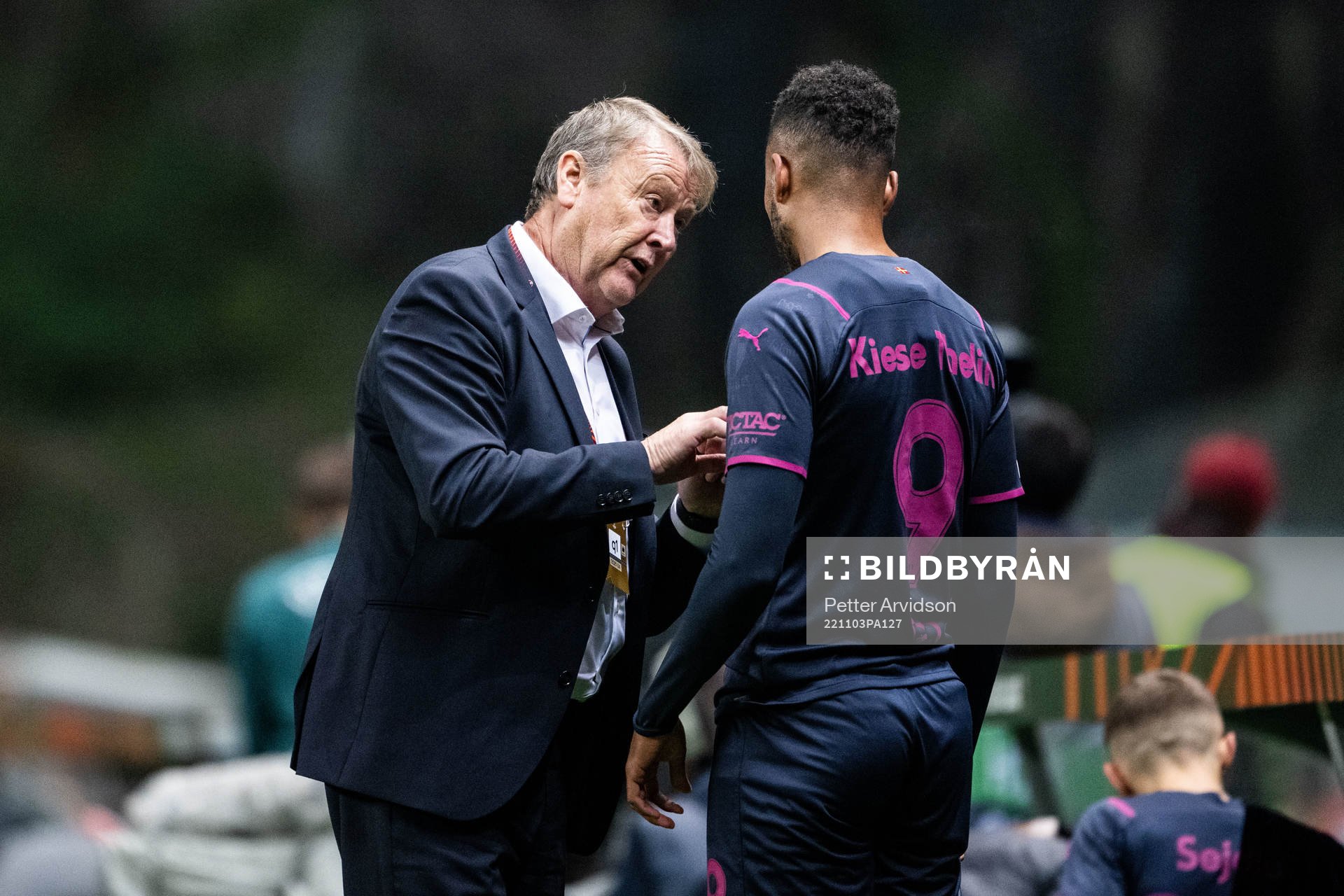 Head coach Åge Hareide and Isaac Kiese Thelin of Malmö FF