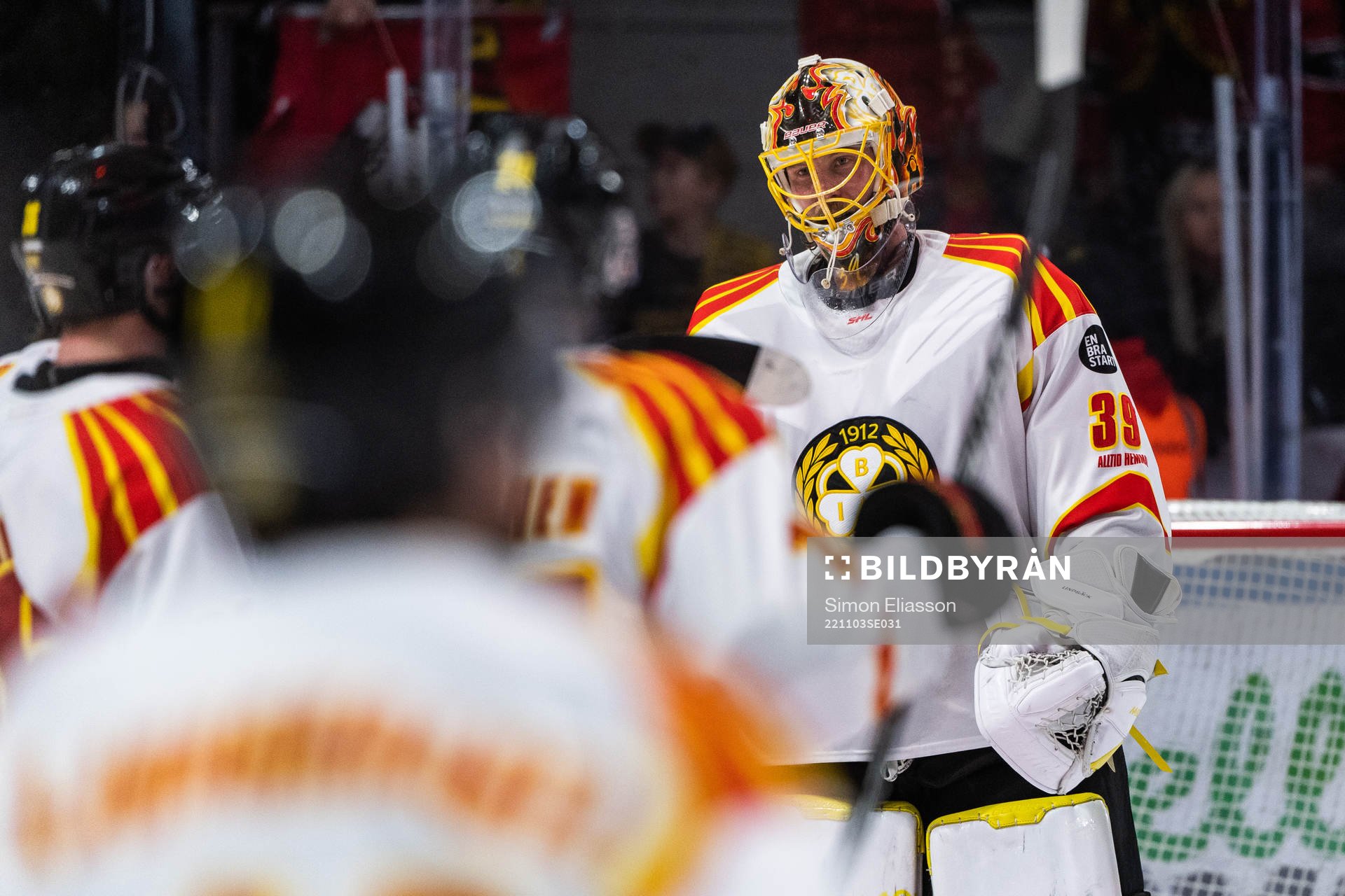 Brynäs målvakt Anders Lindbäck jublar