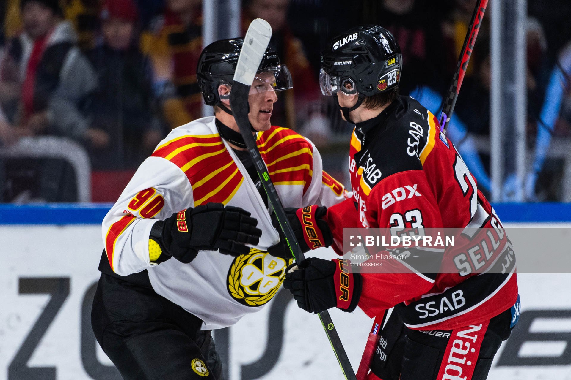 Brynäs David Sklenicka och Luleås Jesper Sellgren