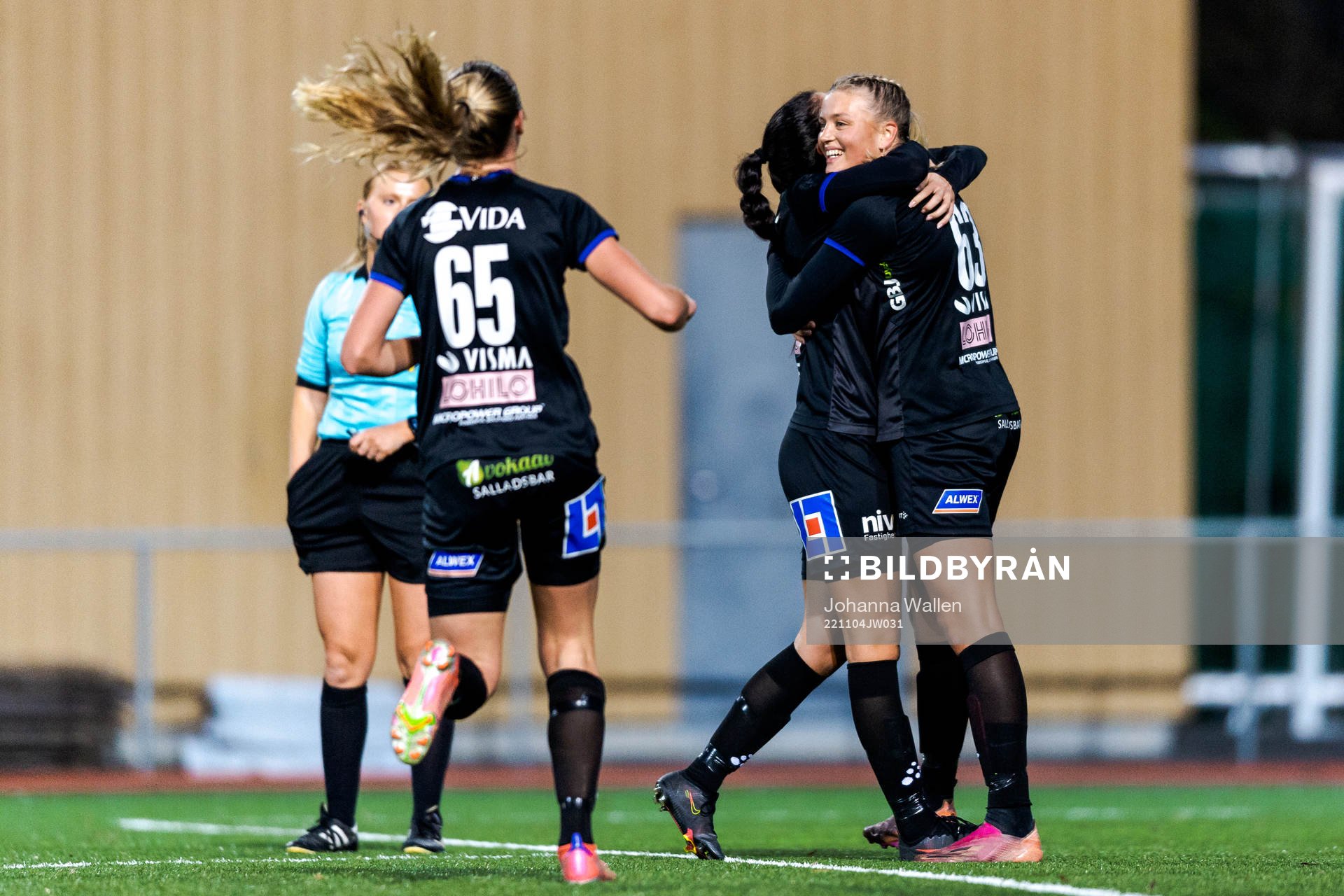 Växjös Ebba Cronholm, Izabell Afram och Matilda Nivard