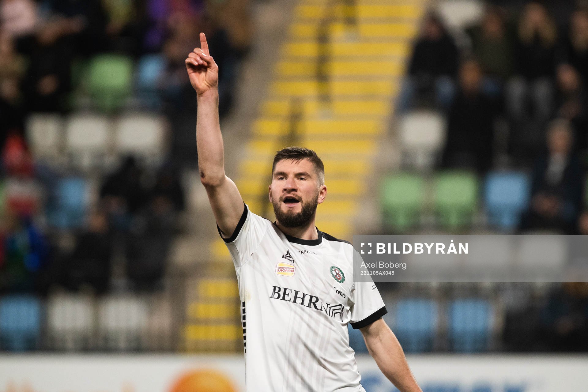 Örebros Axel Andresson under fotbollsmatchen i Superettan mellan Jönköpings Södra och Örebro den 5 november 2022 i Jönköping. 