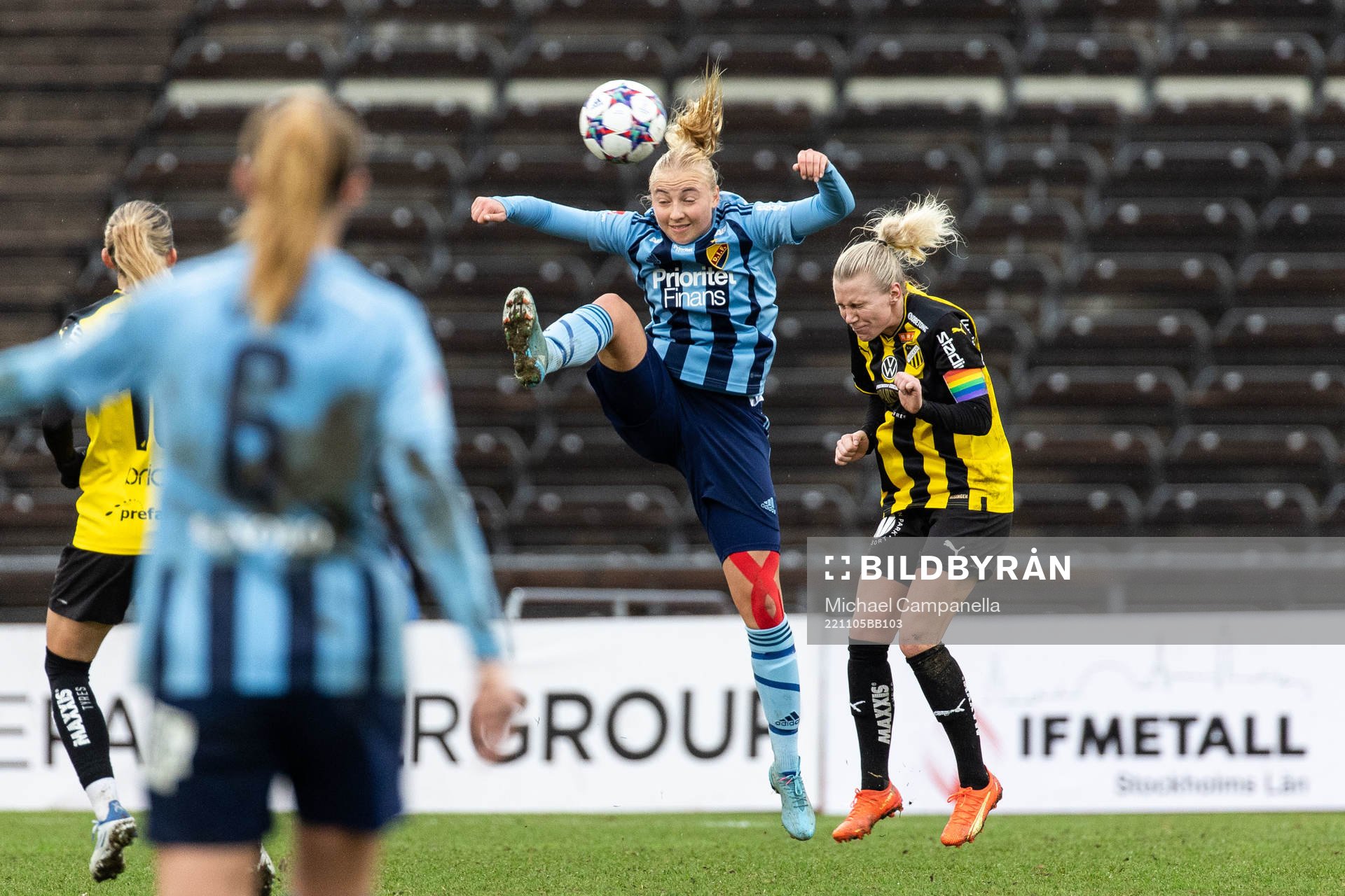 Djurgårdens Stina Lisa Johansson och Häckens Josefine