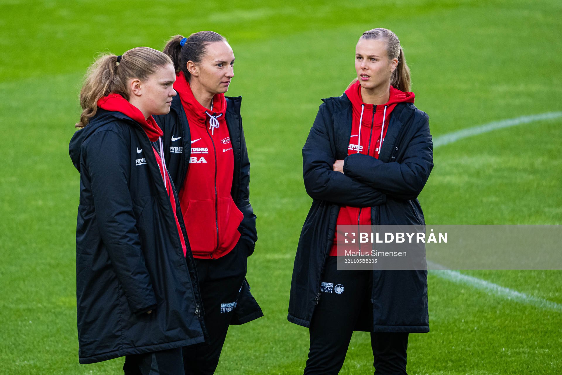 Signe Gaupset, Marit Bratberg Lund and Nora Eide Lie of Brann ahead of the women’s cup final match between Brann and Stabæk on November 5, 2022 in Oslo.