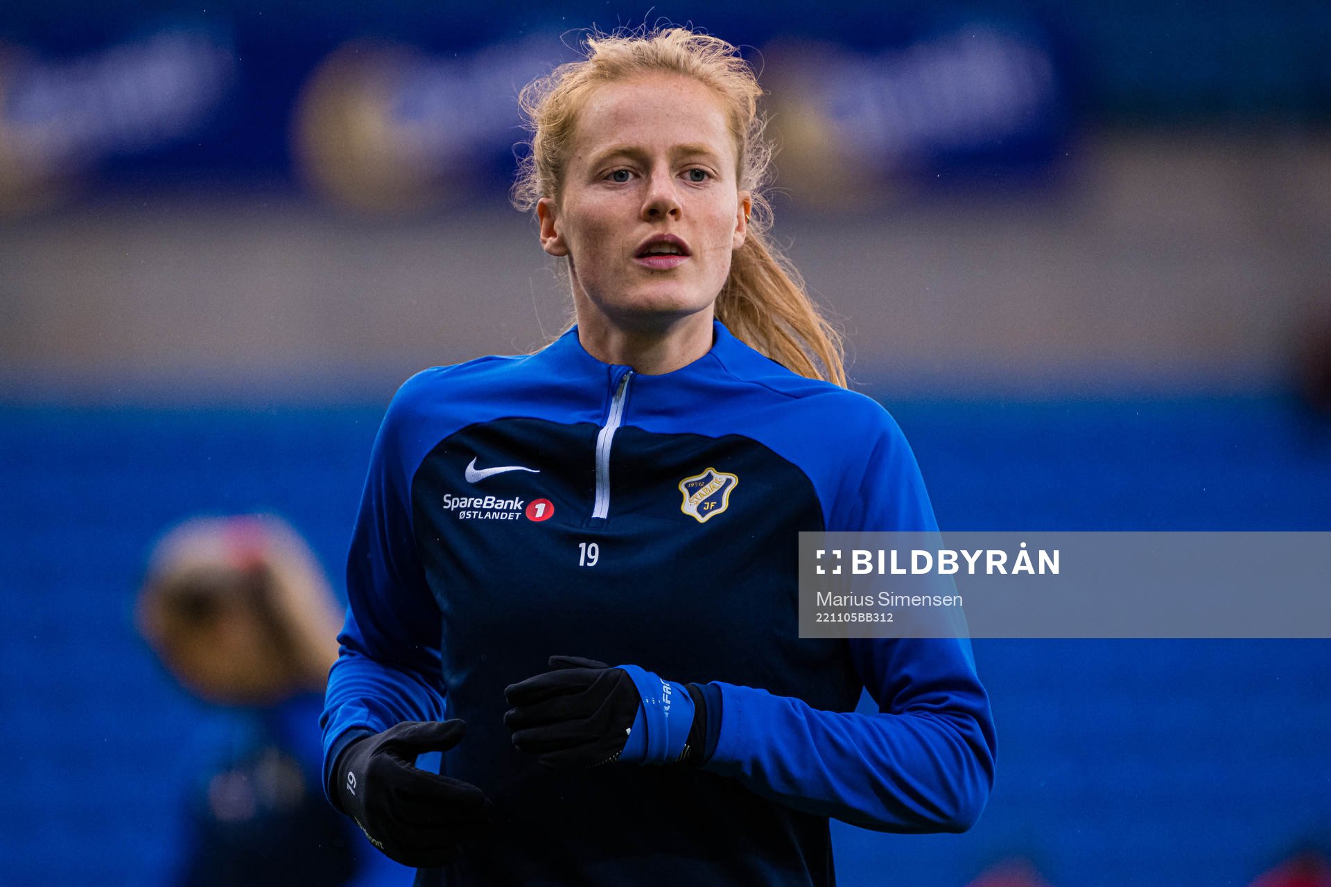 Andrea Anderdal of Stabæk warms up