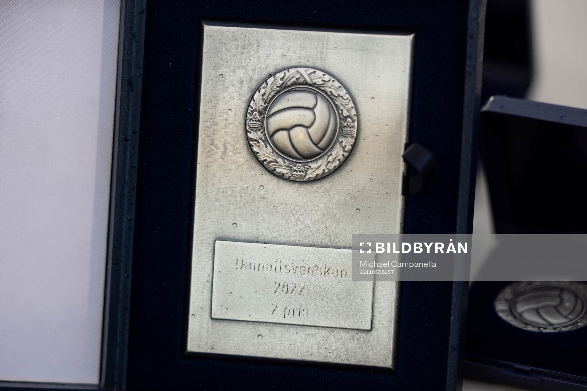 Damallsvenskan 2022 silverplakat