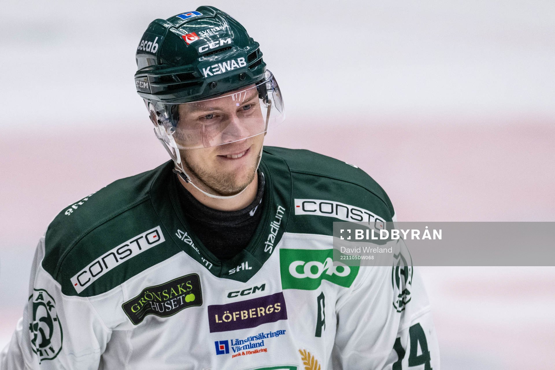 Färjestads Victor Ejdsell jublar