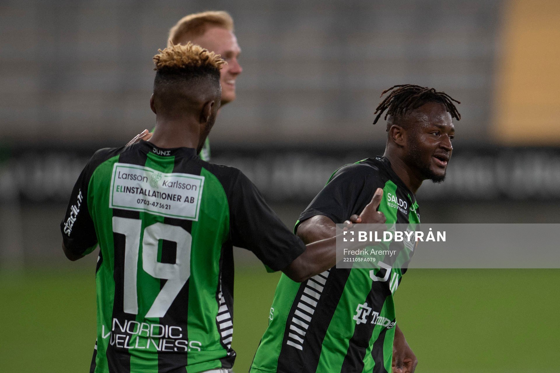 GAIS Richard Friday och Michael Kargbo jublar