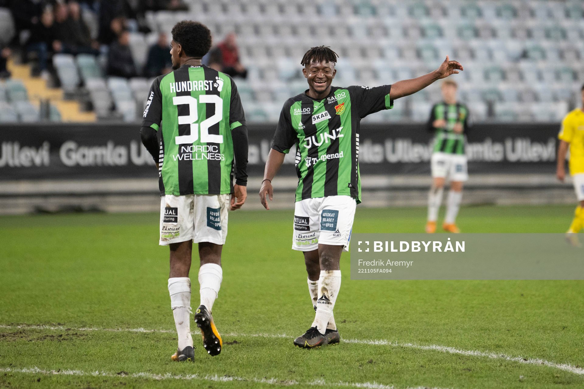 GAIS Harun Ibrahim och Michael Kargbo jublar