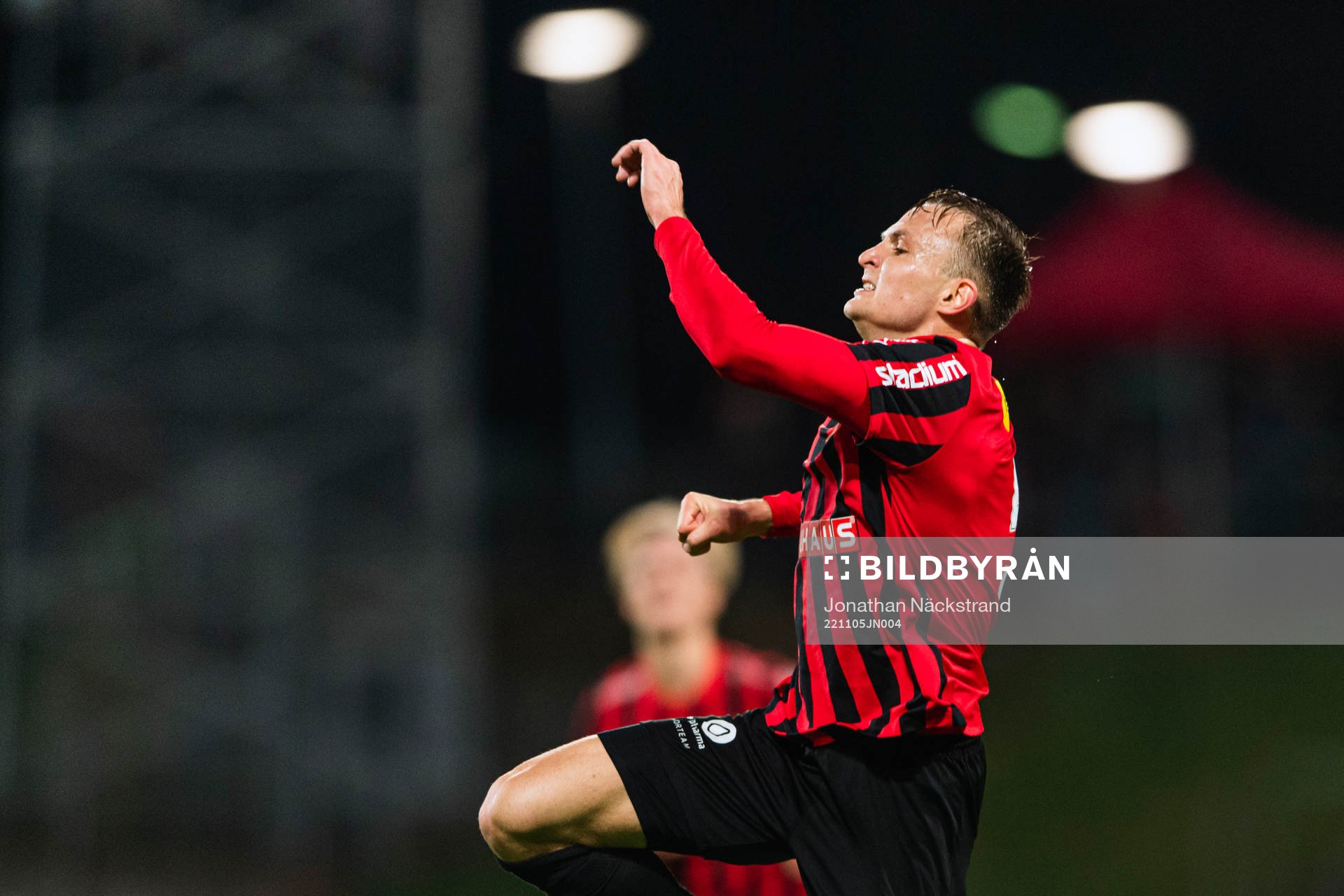 Brommapojkarnas Oscar Krusnell jublar