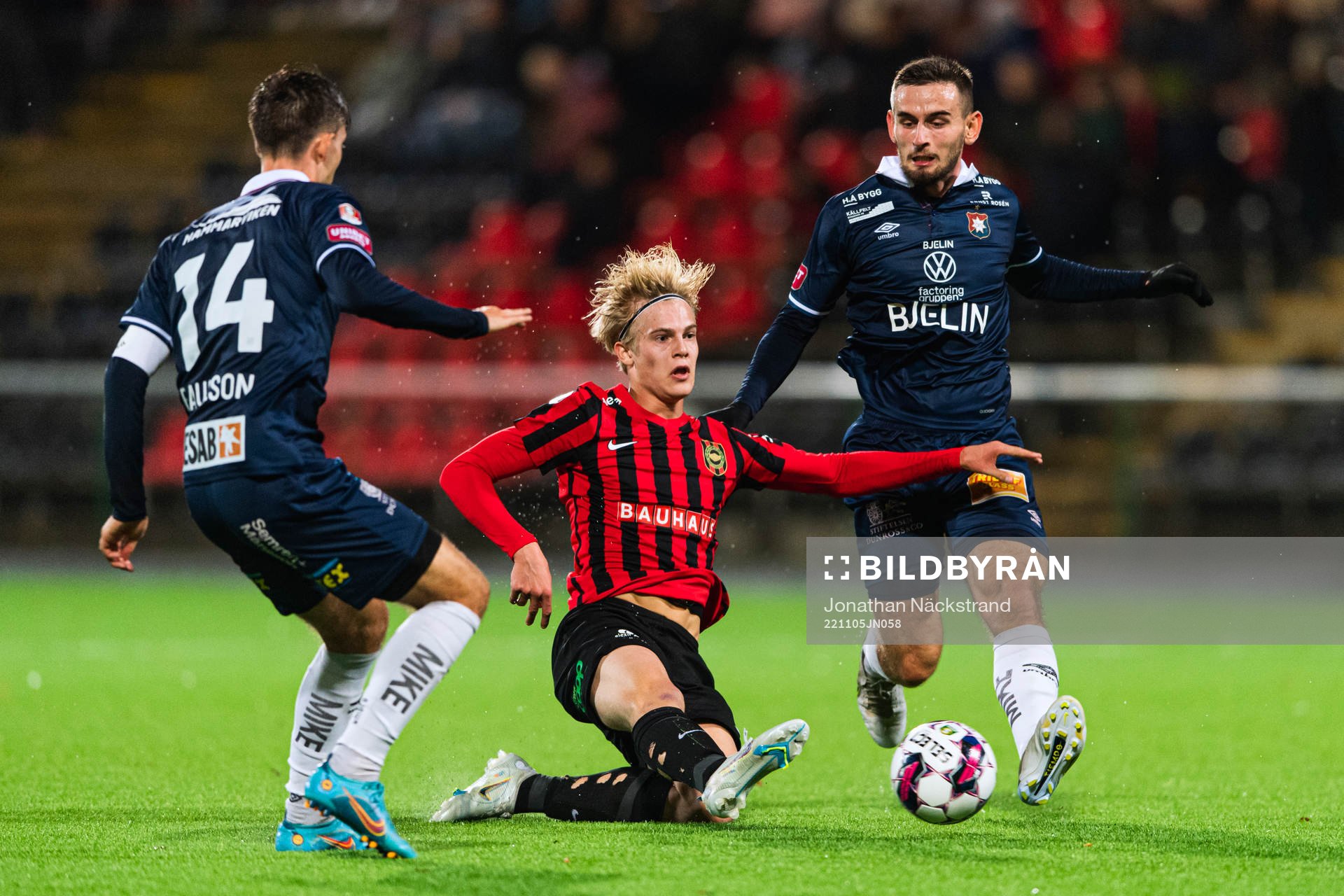 Brommapojkarnas Lucas Bergvall, Örgrytes Daniel Paulson
