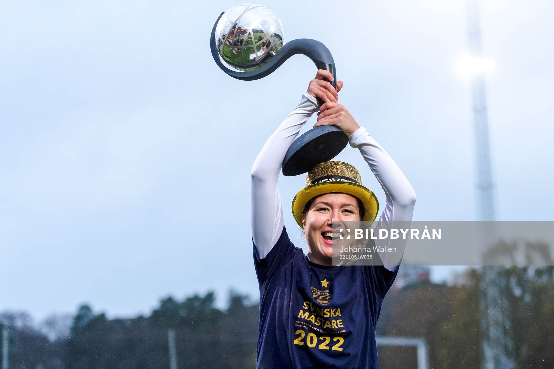 FC Rosengårds Loreta Kullashi jublar med Kronprinsessan