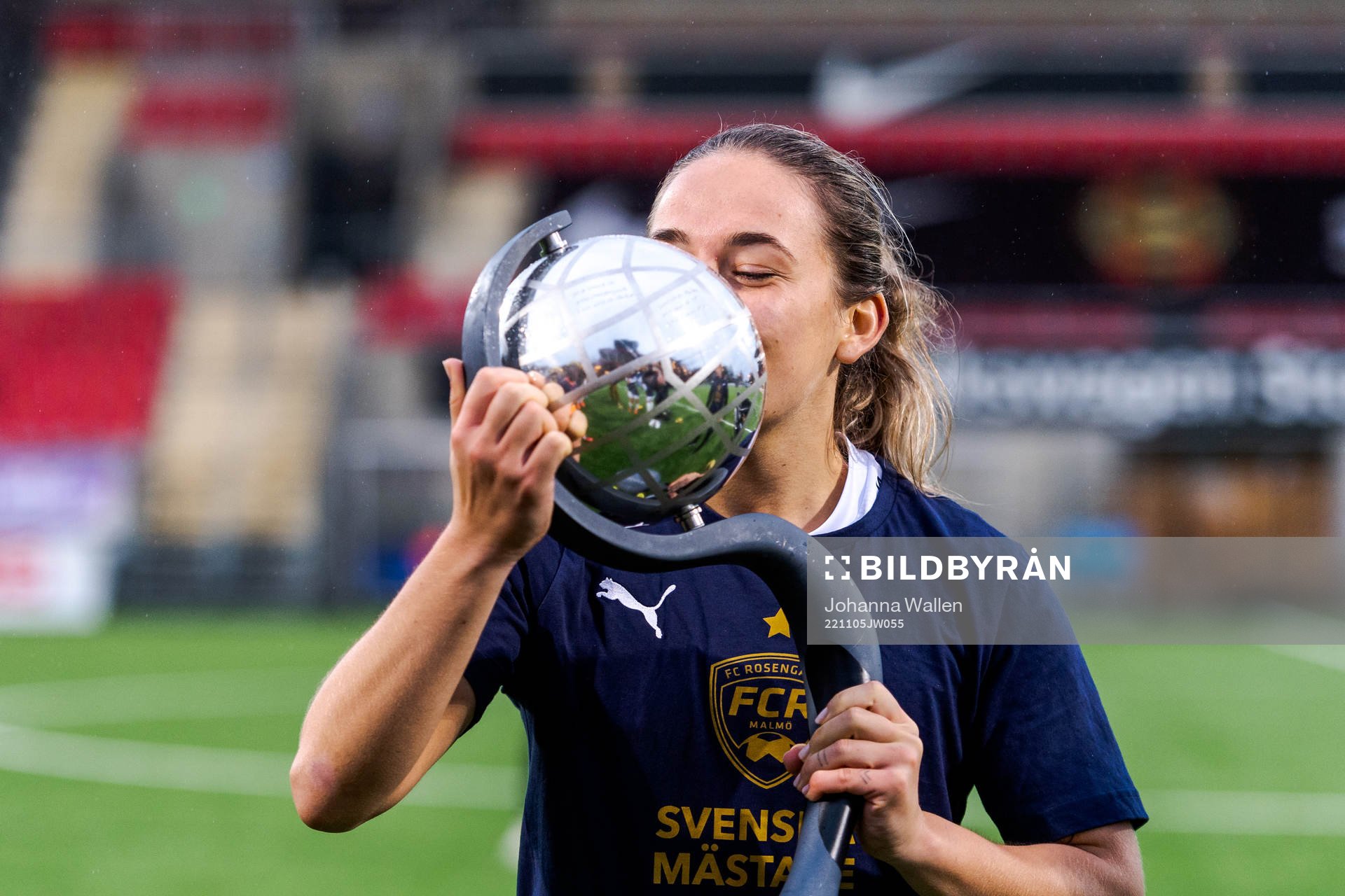 FC Rosengårds Gina Chmielinski jublar med Kronprinsessan
