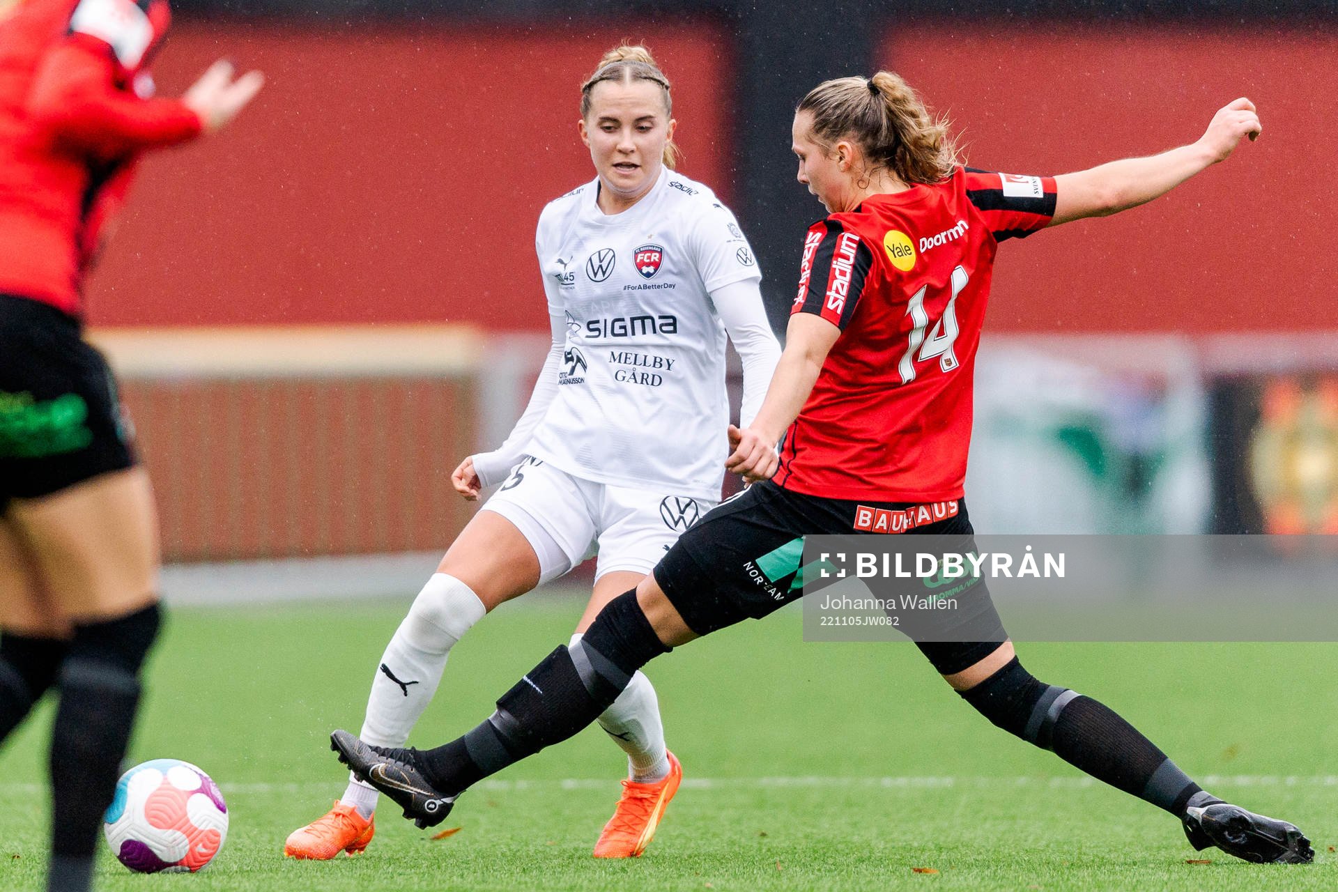 FC Rosengårds Ria Noora Minerva Öling och Brommapojkarnas