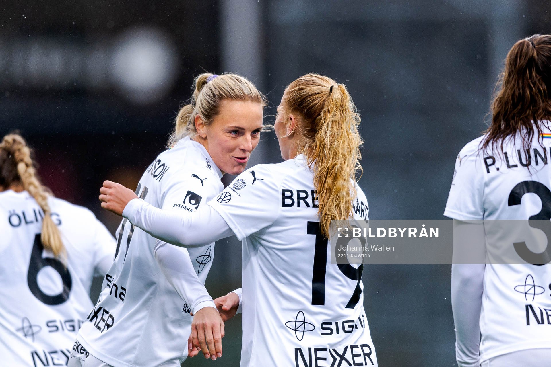 FC Rosengårds Mimmi Larsson och Sofie Bruun Bredgaard