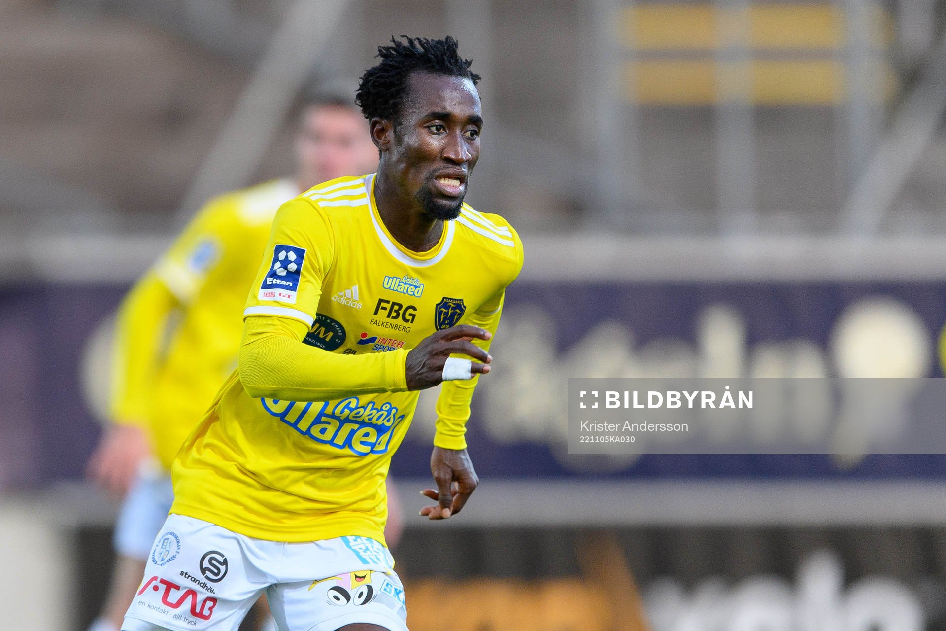 Falkenbergs Godwin Aguda under fotbollsmatchen i Ettan södra mellan Falkenberg och Lunds BK den 5 november 2022 i Falkenberg. 