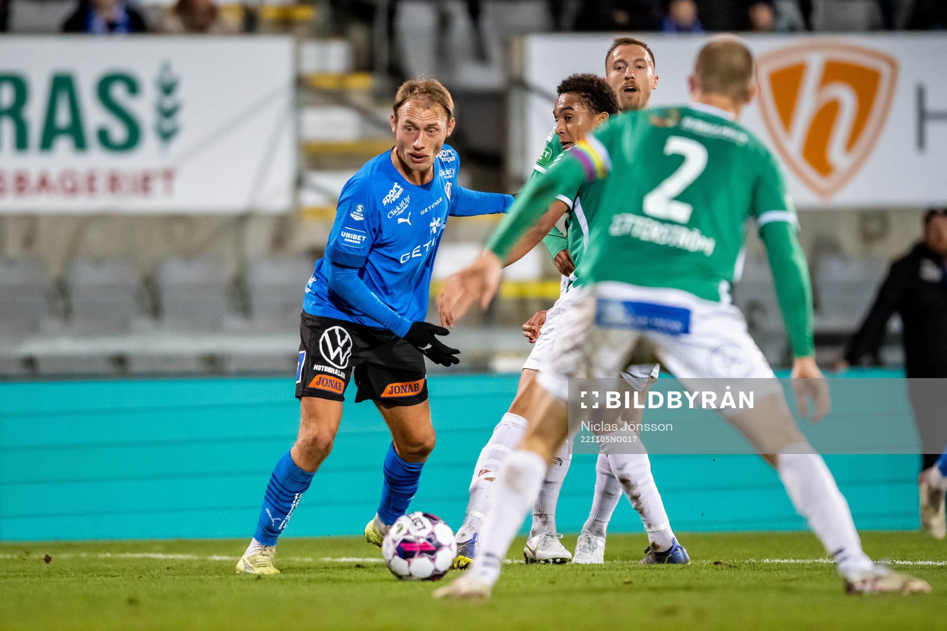 Halmstads Villiam Dahlström under fotbollsmatchen i Superettan mellan Halmstad och Brage den 5 november 2022 i Halmstad. 