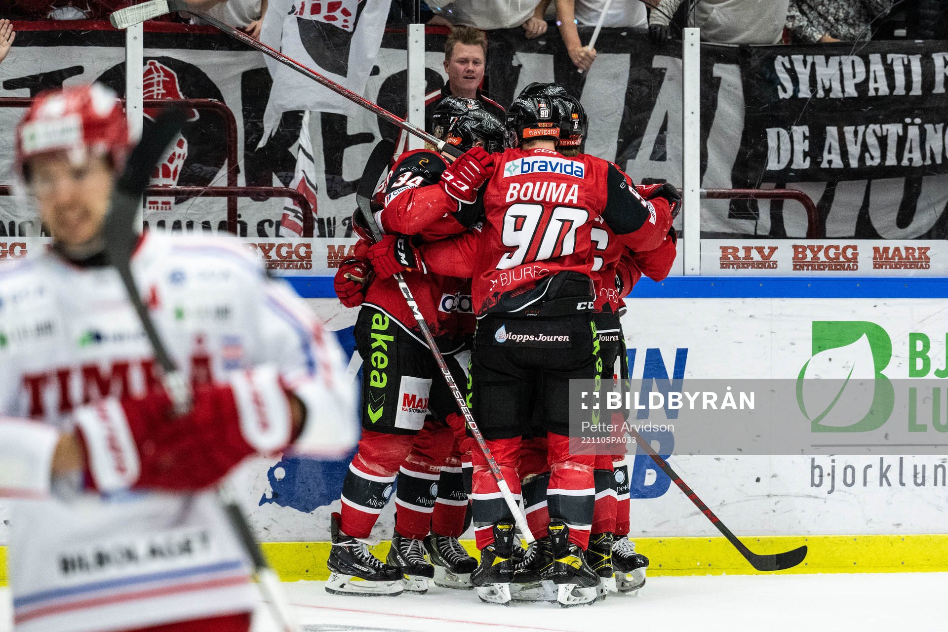 Malmö Redhawks spelare jublar