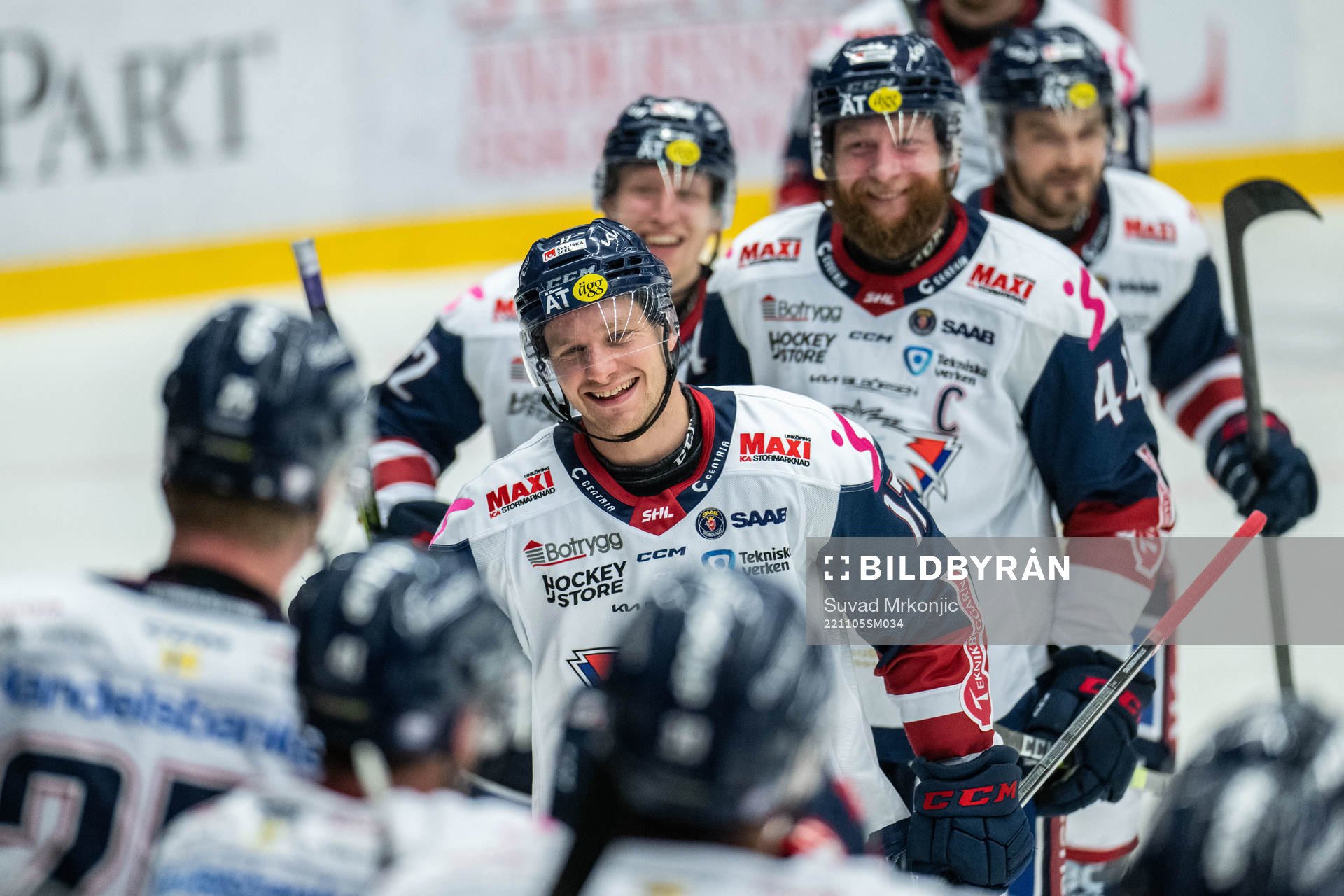 Linköpings Sebastian Strandberg jublar