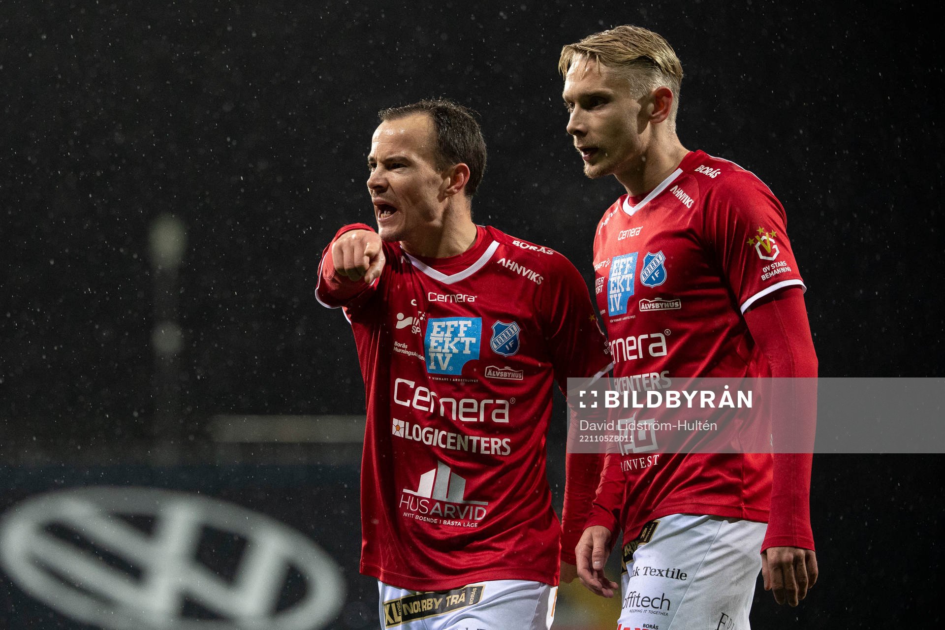 Norrbys Anton Wede och Johan Brannefalk reagerar
