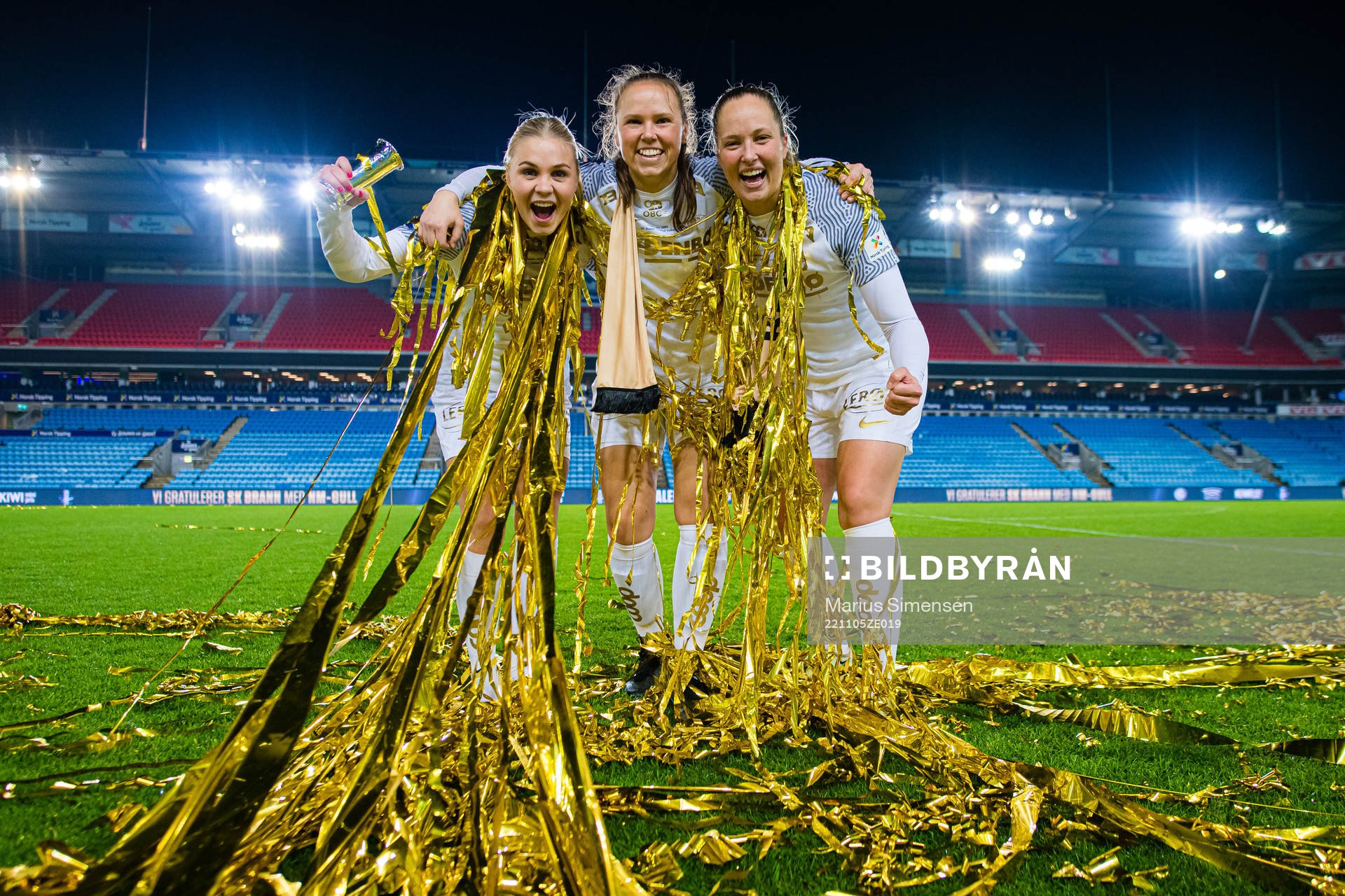 Hanne Larsen, Sandra Stavenes and Aurora Mikalsen of Brann