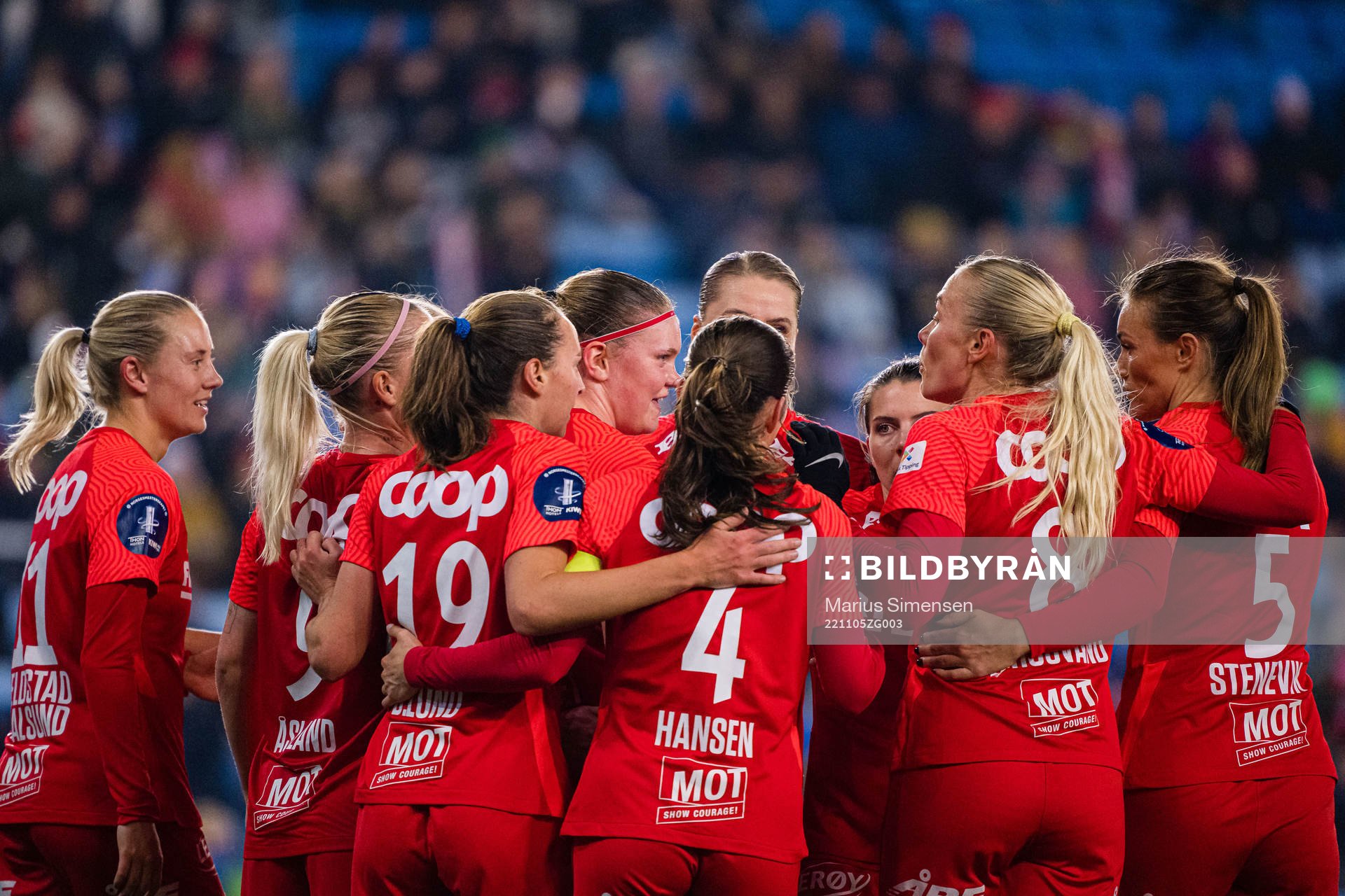 Signe Gaupset of Brann celebrates