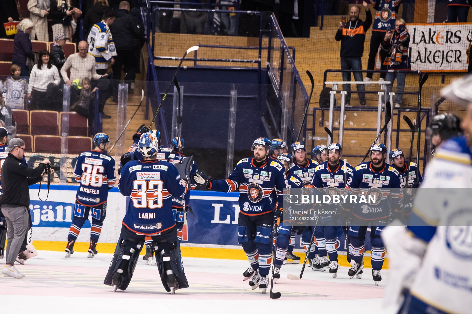 Växjös spelarna jublar