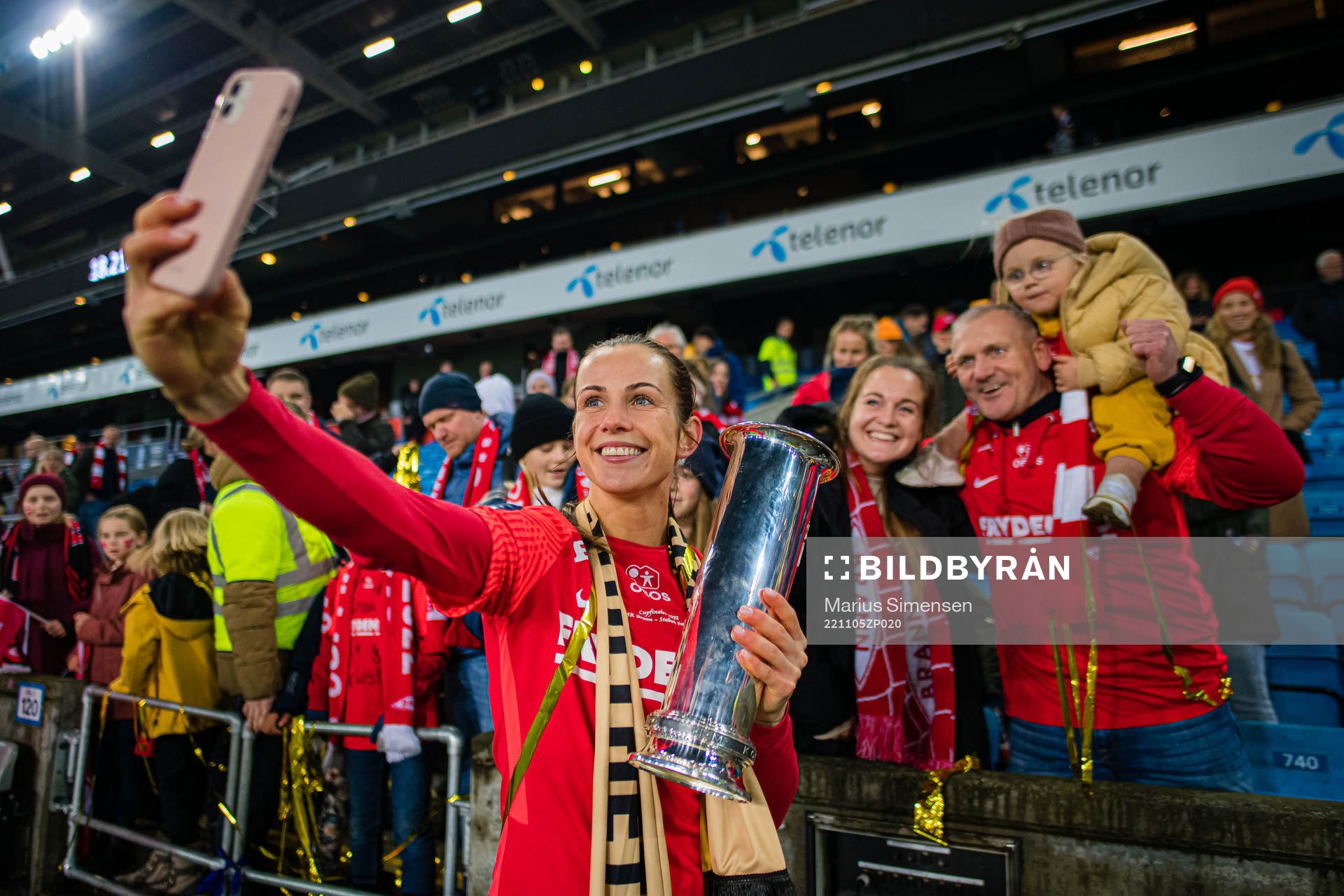 Tuva Hansen of Brann celebrates with the trophy