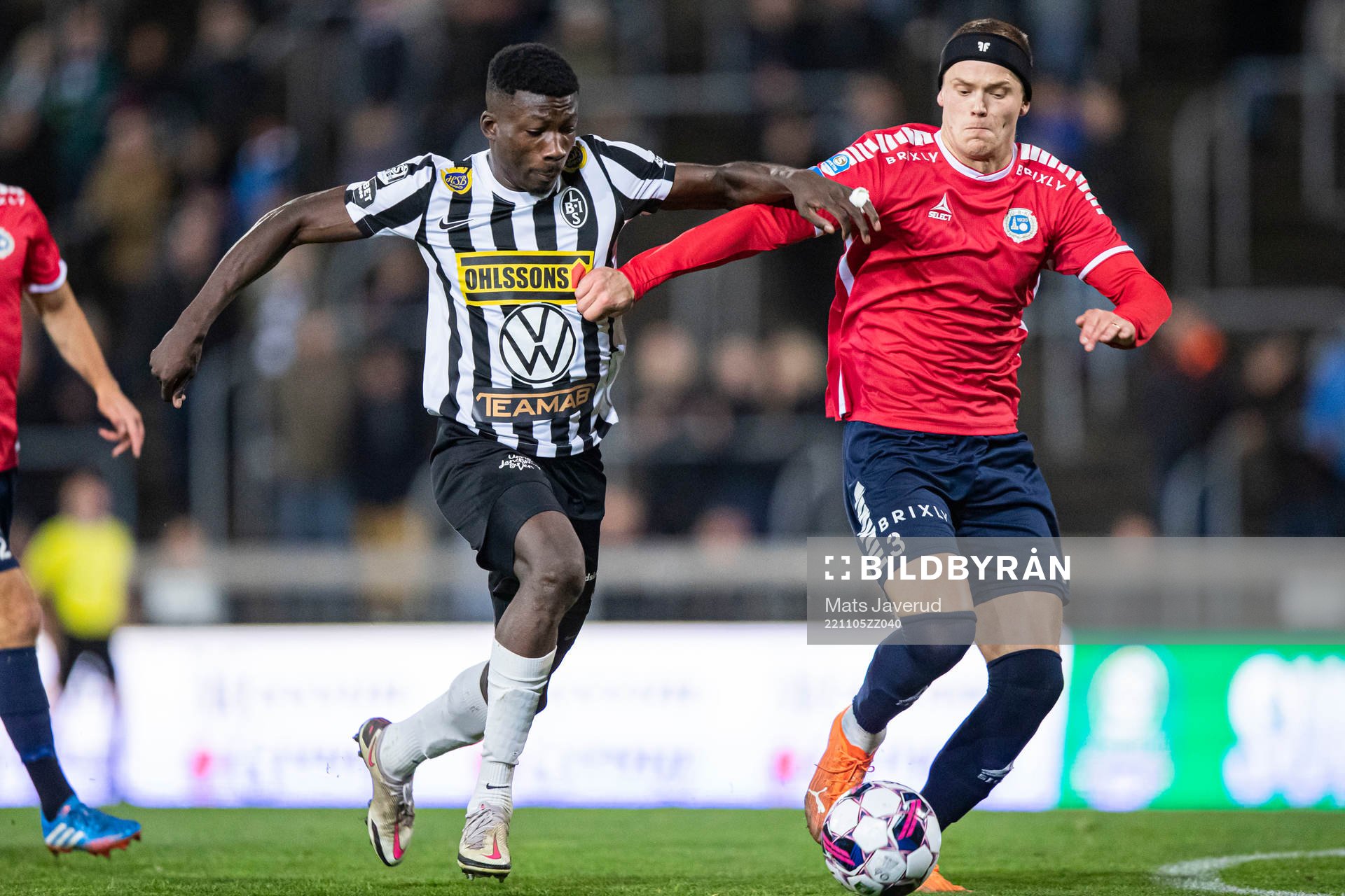 Landskronas Ousmane Diawara 0ch Utsiktens Jesper Brandt