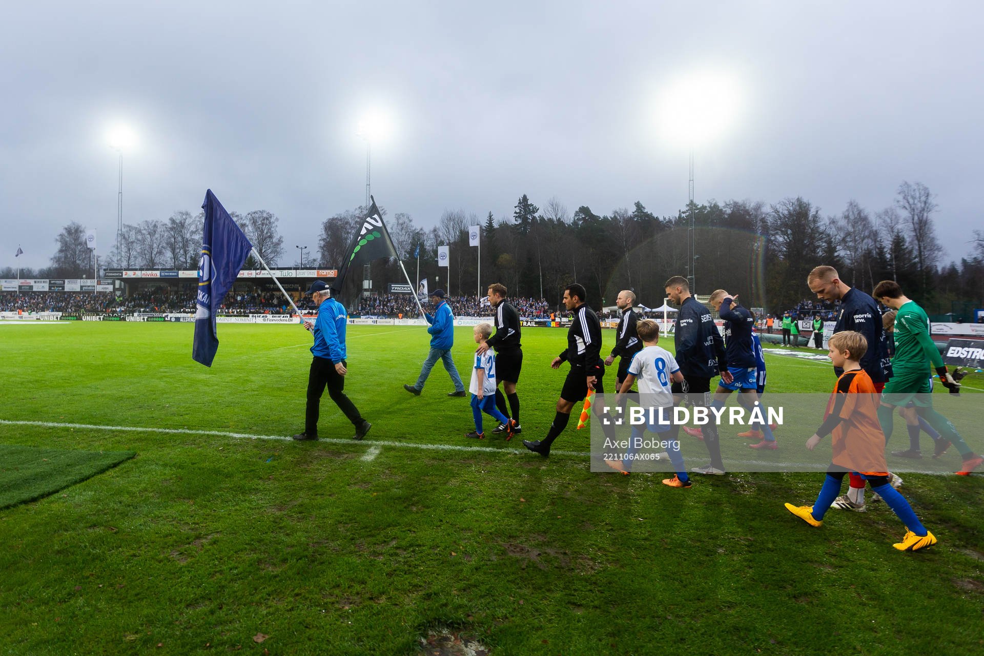 Lagen går in på planen