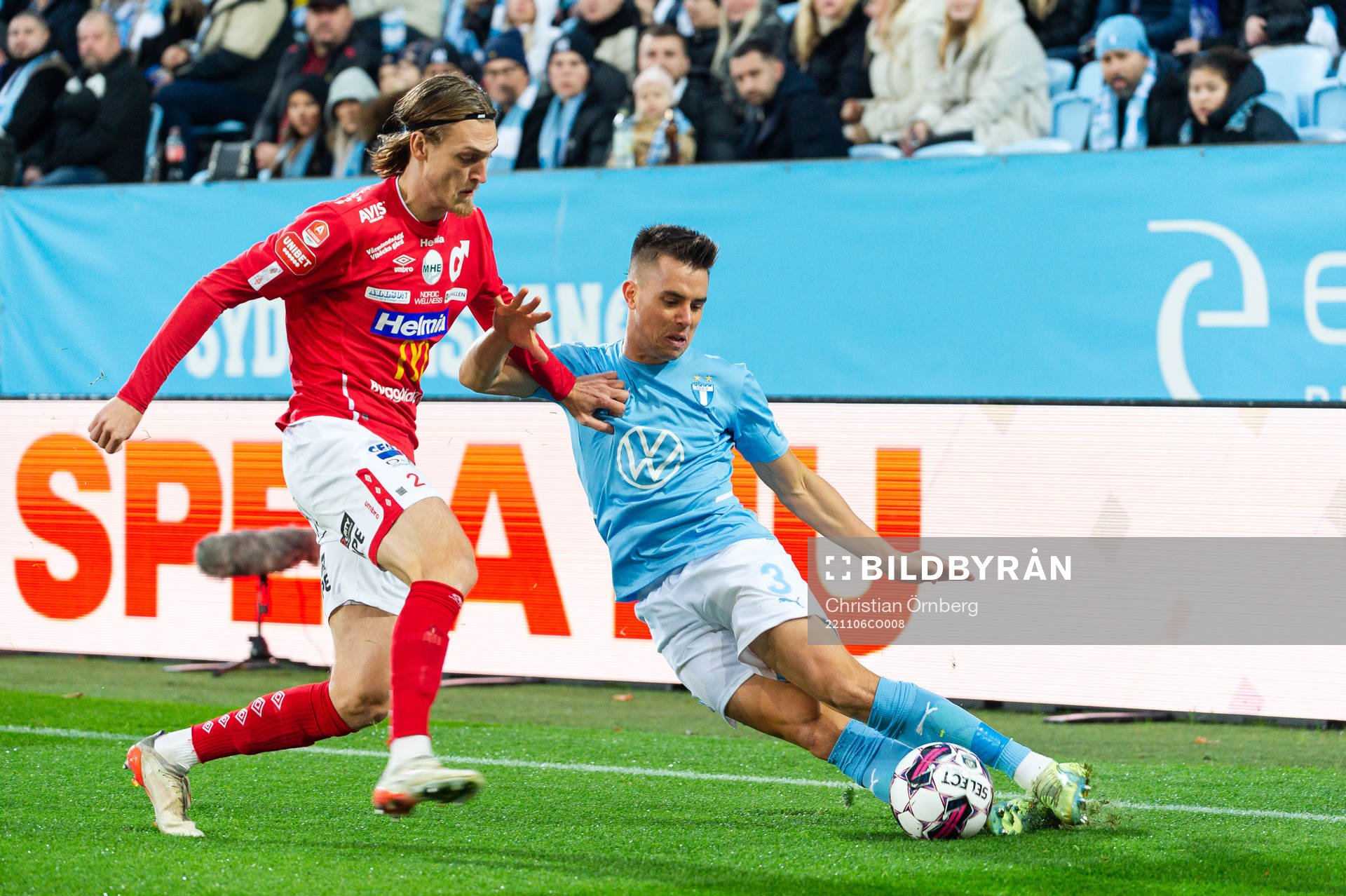 Degerfors Gustav Granath och Malmö FFs Jonas Knudsen