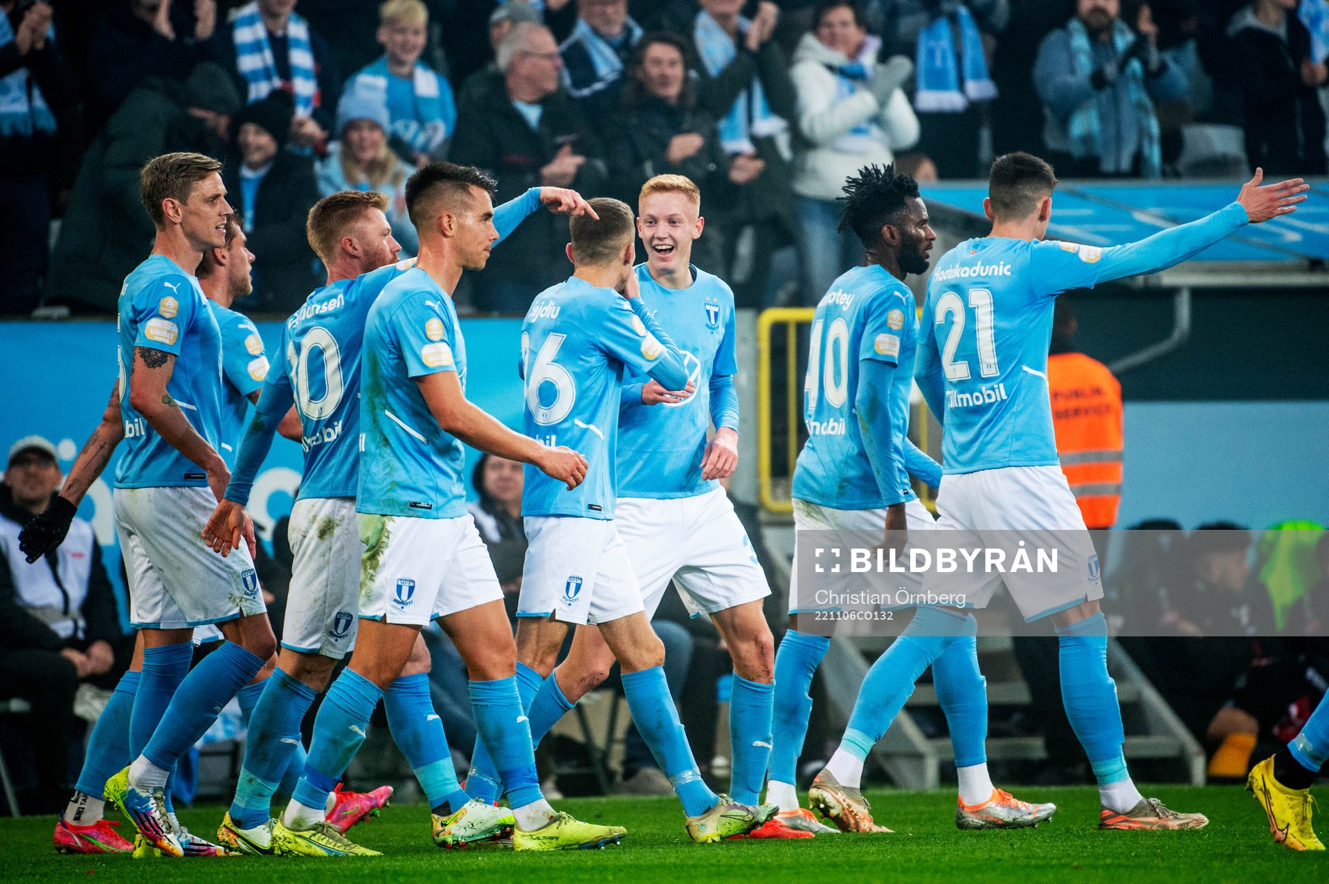 Malmö FFs Hugo Larsson jublar