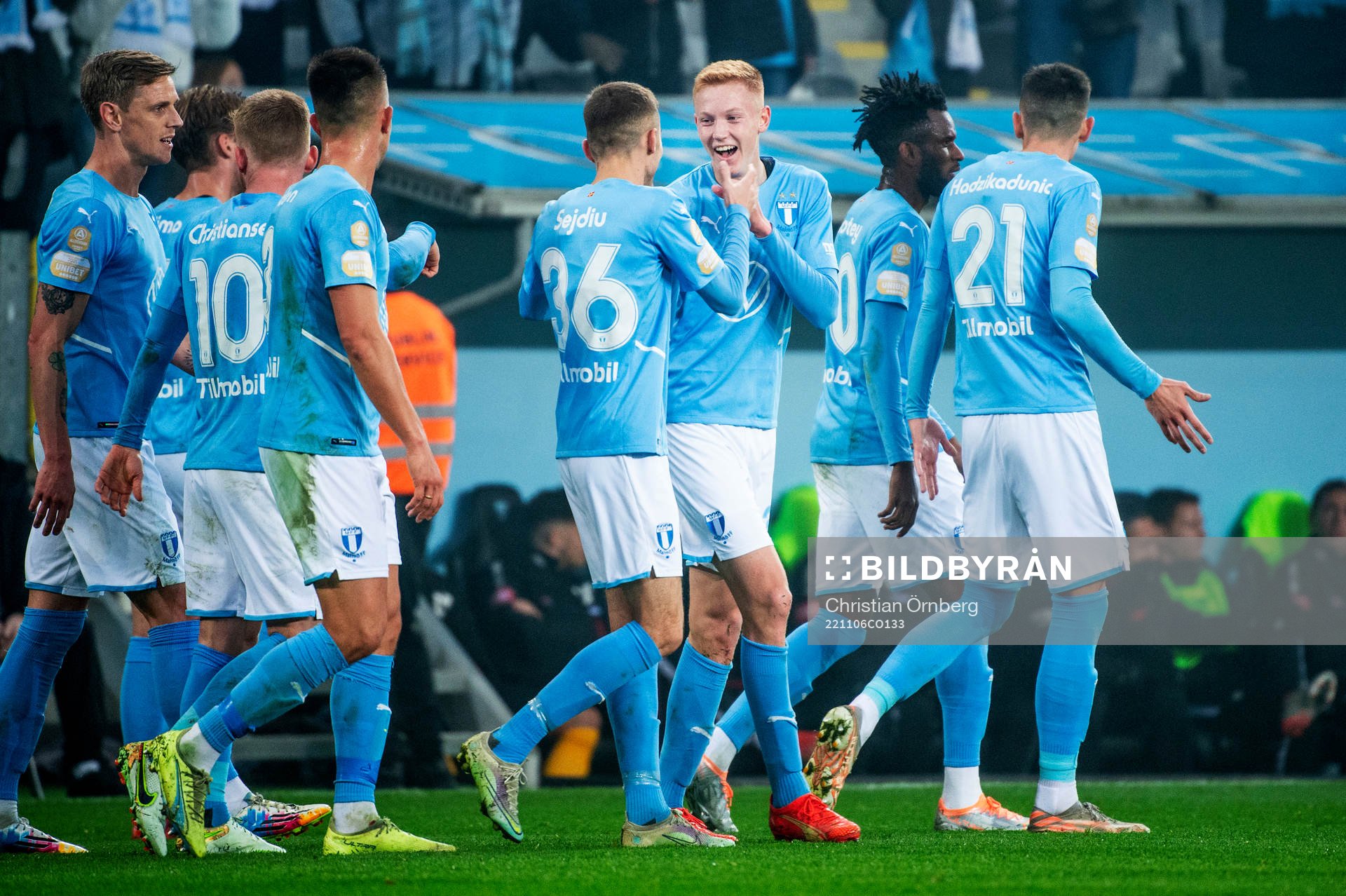 Malmö FFs Hugo Larsson jublar