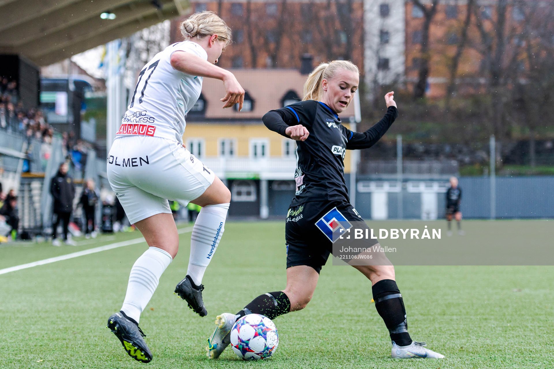 Umeås Stina Andersson och Växjös Thea Öhman