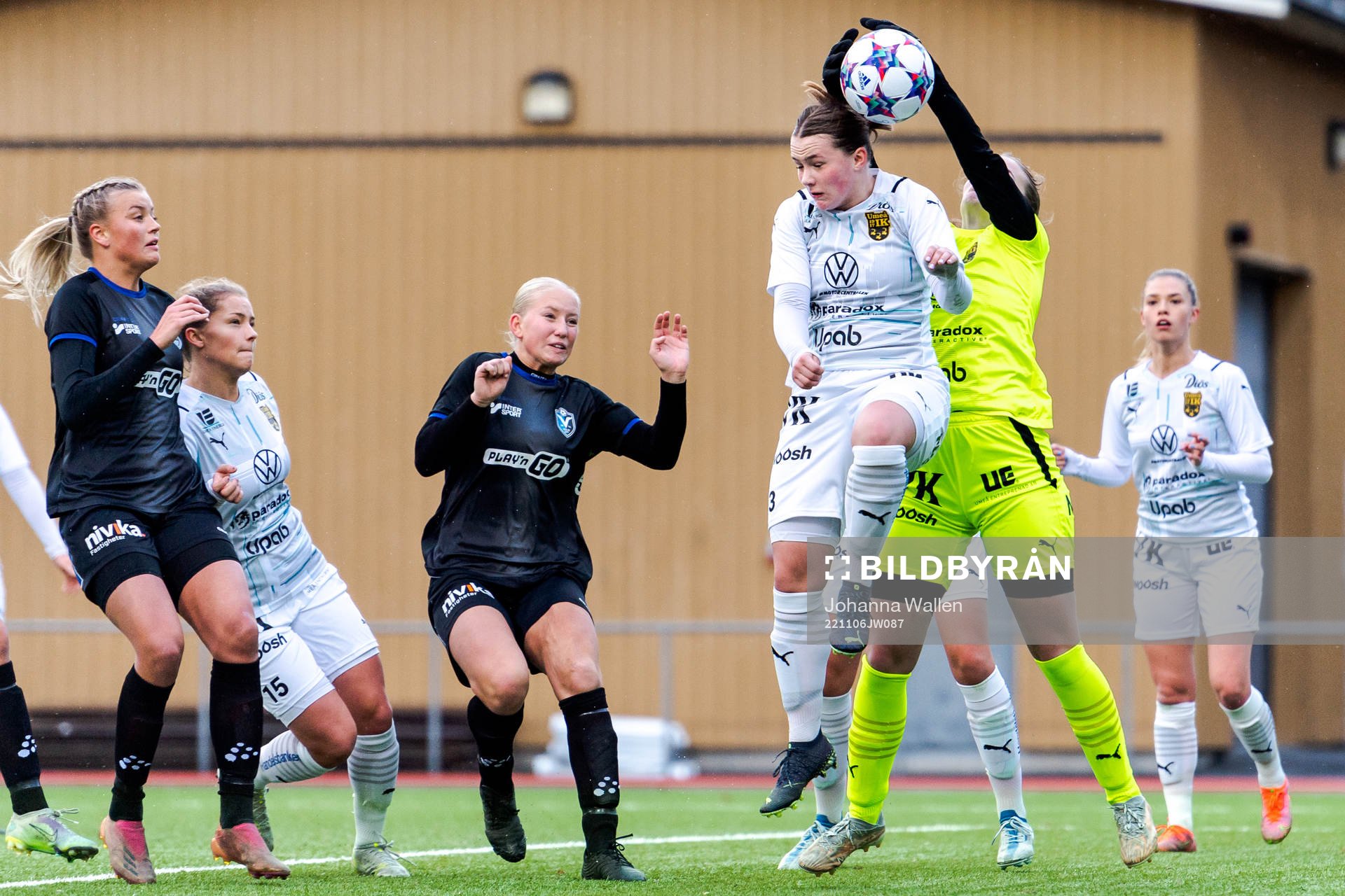Växjös Matilda Nivard och Lovis Einarsson mot Umeås