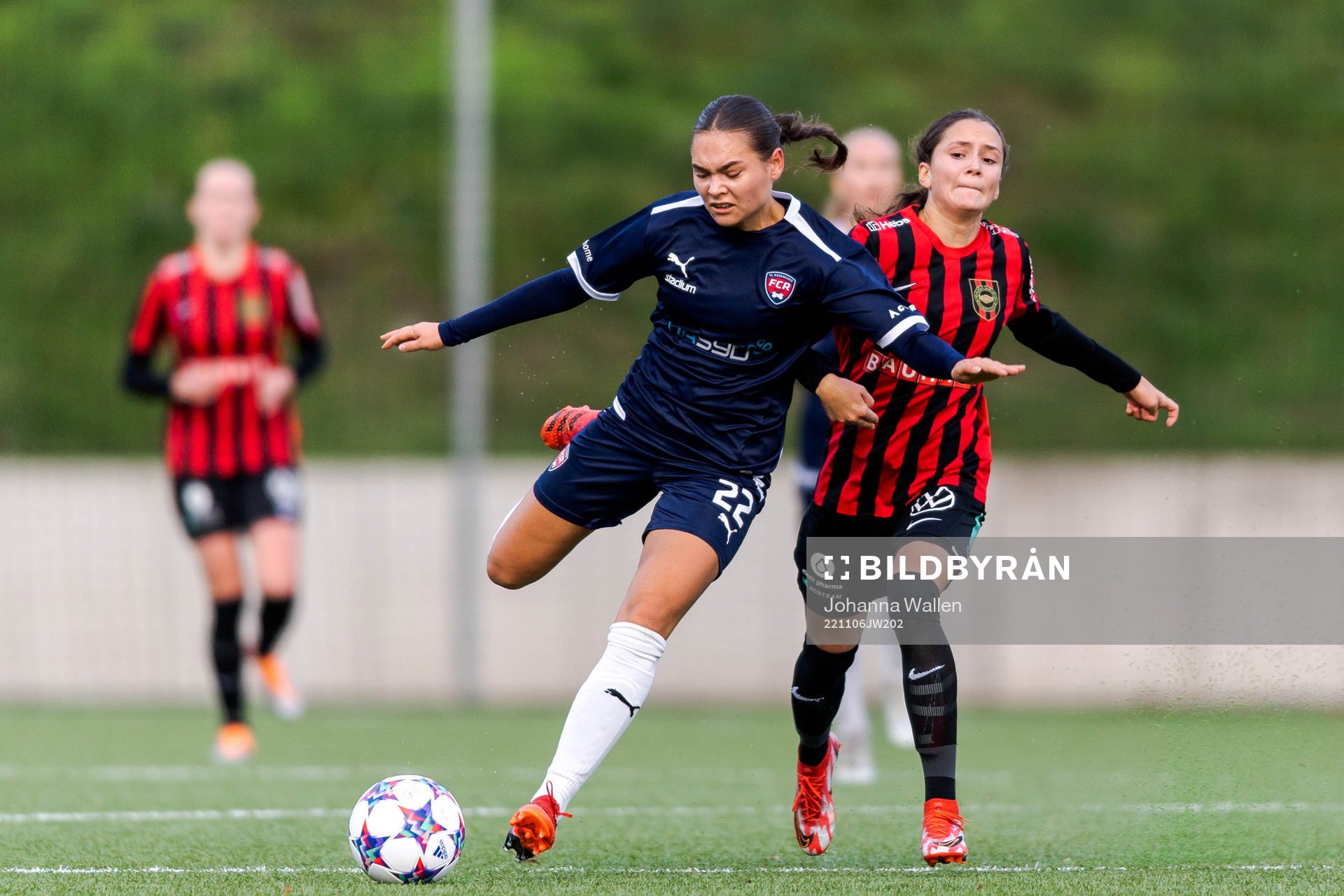FC Rosengårds Siri Theilgaard-Mönch och Brommapojkarnas