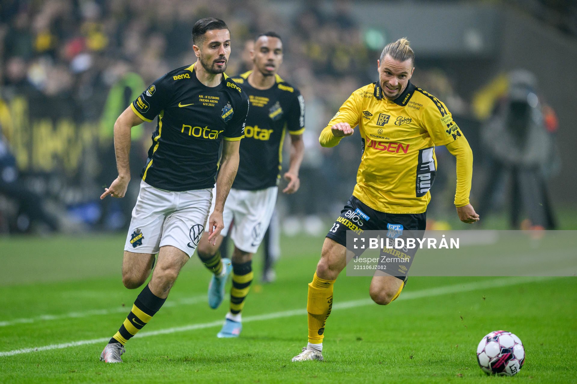 AIKs Zachary Elbouzedi och Elfsborgs Niklas Hult