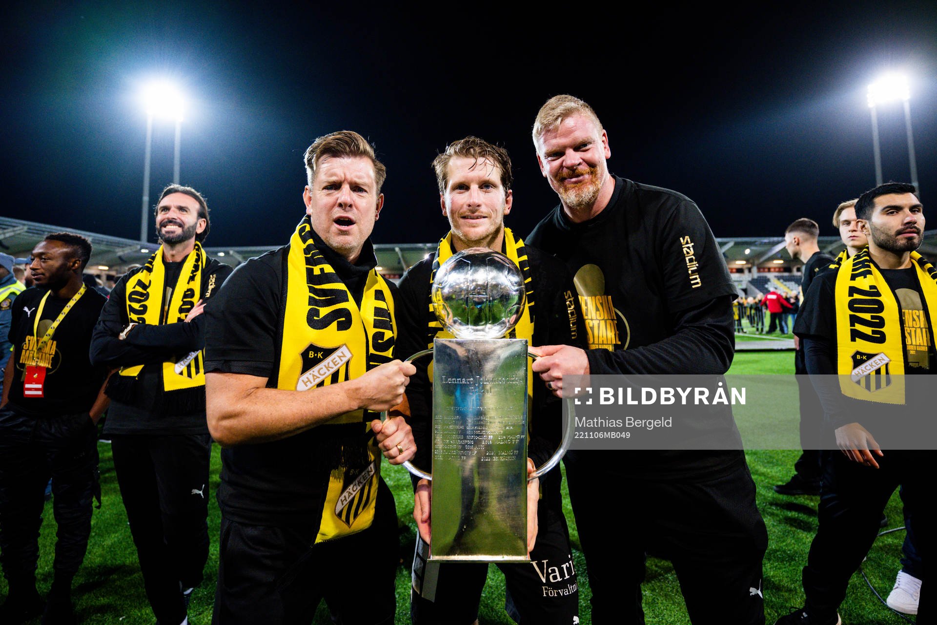 Häckens assisternade tränare Jesper Ljung, Erik Friberg