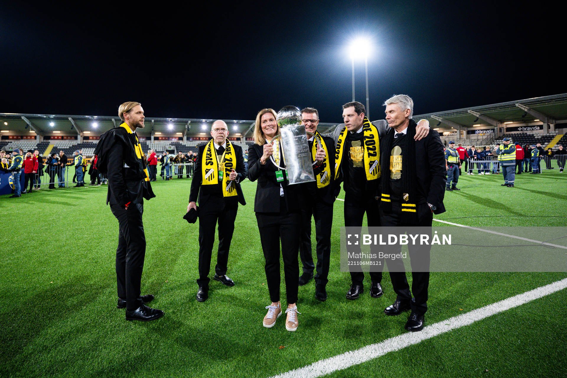 Häckens klubbchef Marcus Jodin, ordförande Anders