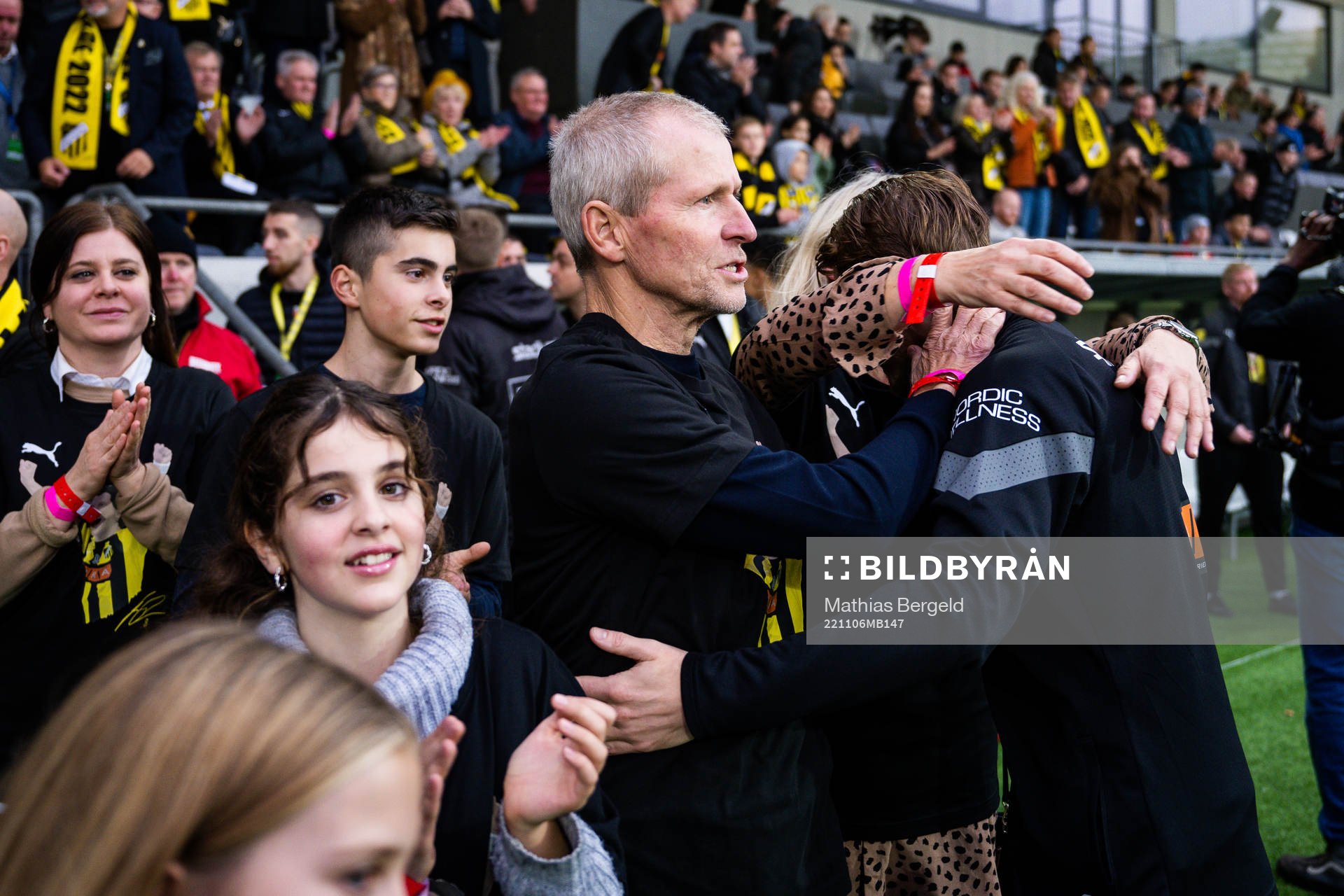 Häckens Erik Friberg kramar om pappa Peter och mamma när