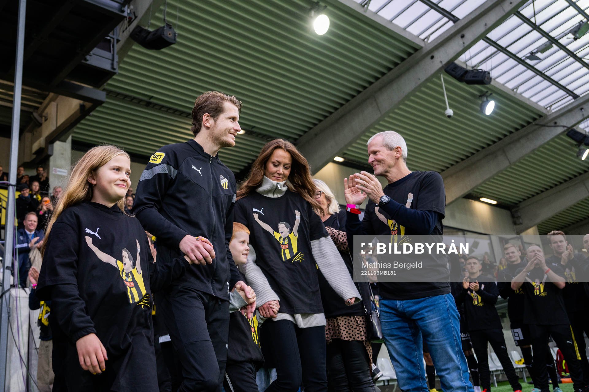Häckens Erik Friberg med familj