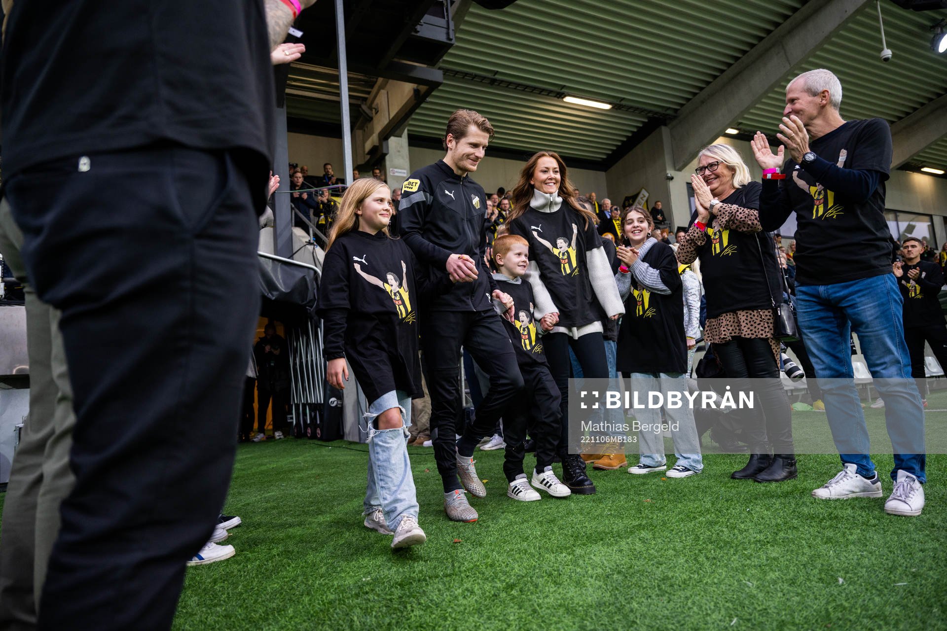 Häckens Erik Friberg med familj