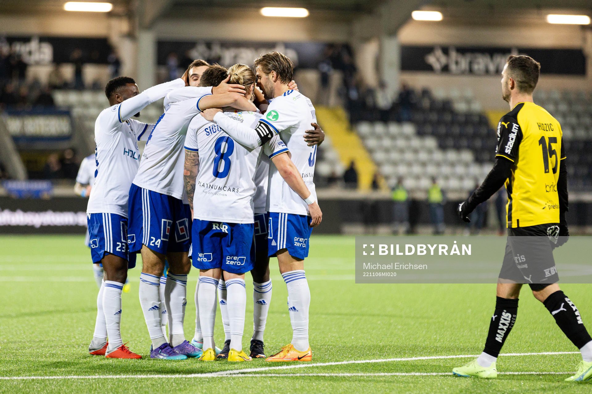 IFK Norrköpings spelare jublar