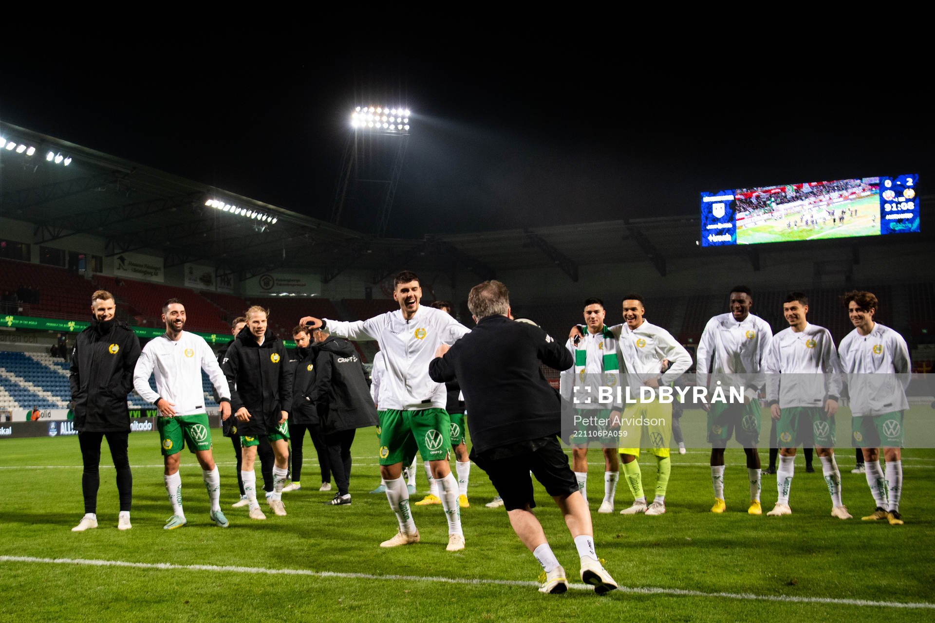 Hammarbys spelare jublar