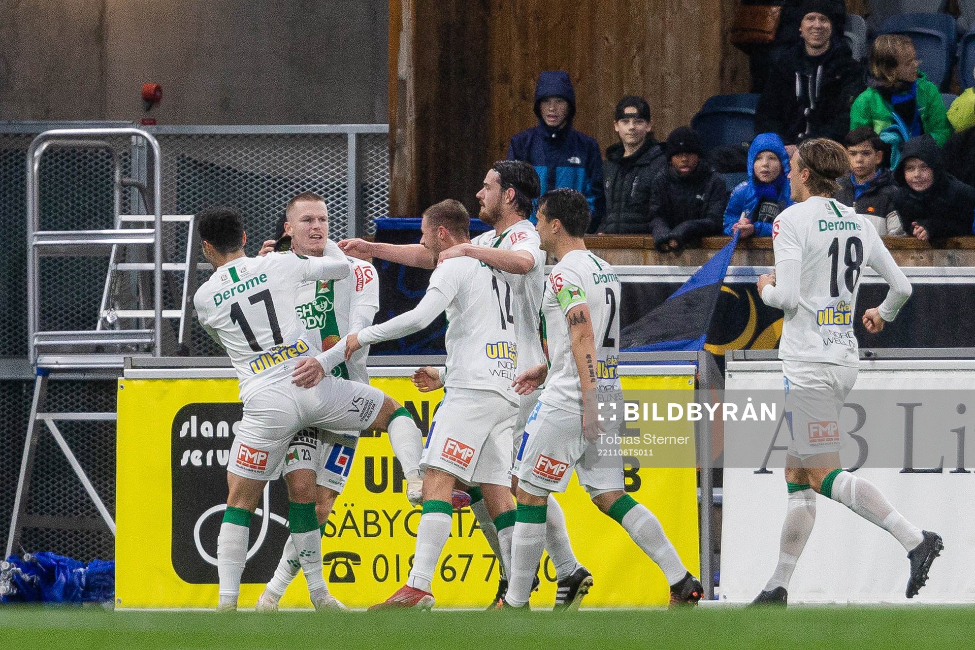 Varbergs Anton Liljenbäck jublar