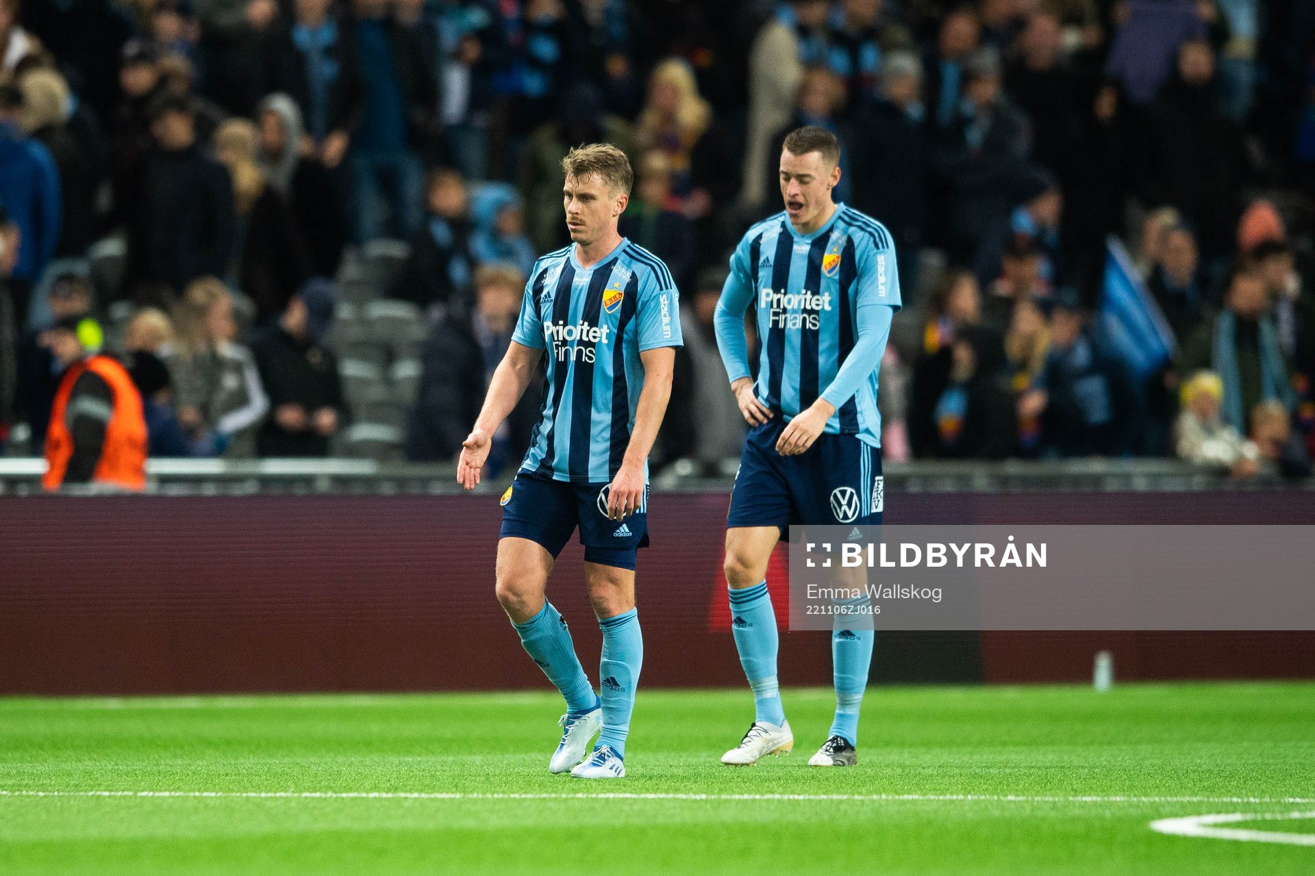 Djurgårdens Rasmus Schuller och Jesper Löfgren deppar